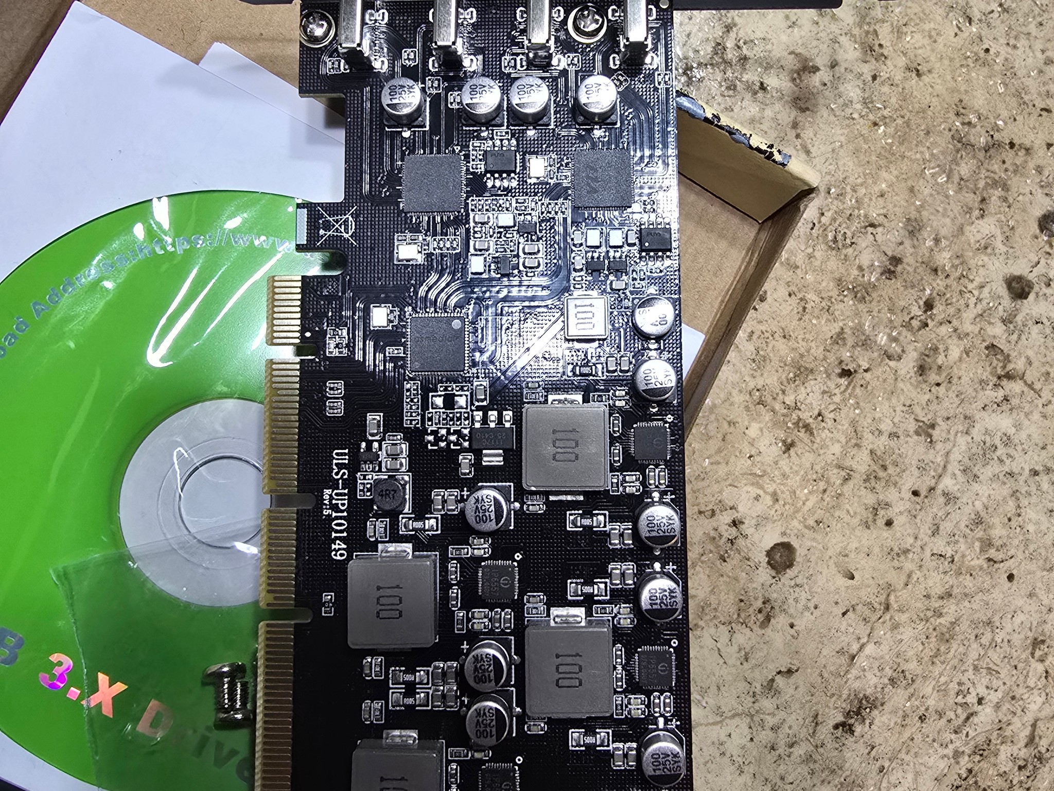 USB PCIe 4 USB Type-C Ports PCIe USB 3.1 (USB 3.2 Gen 2) with 10 Gbps Power Delivery Card