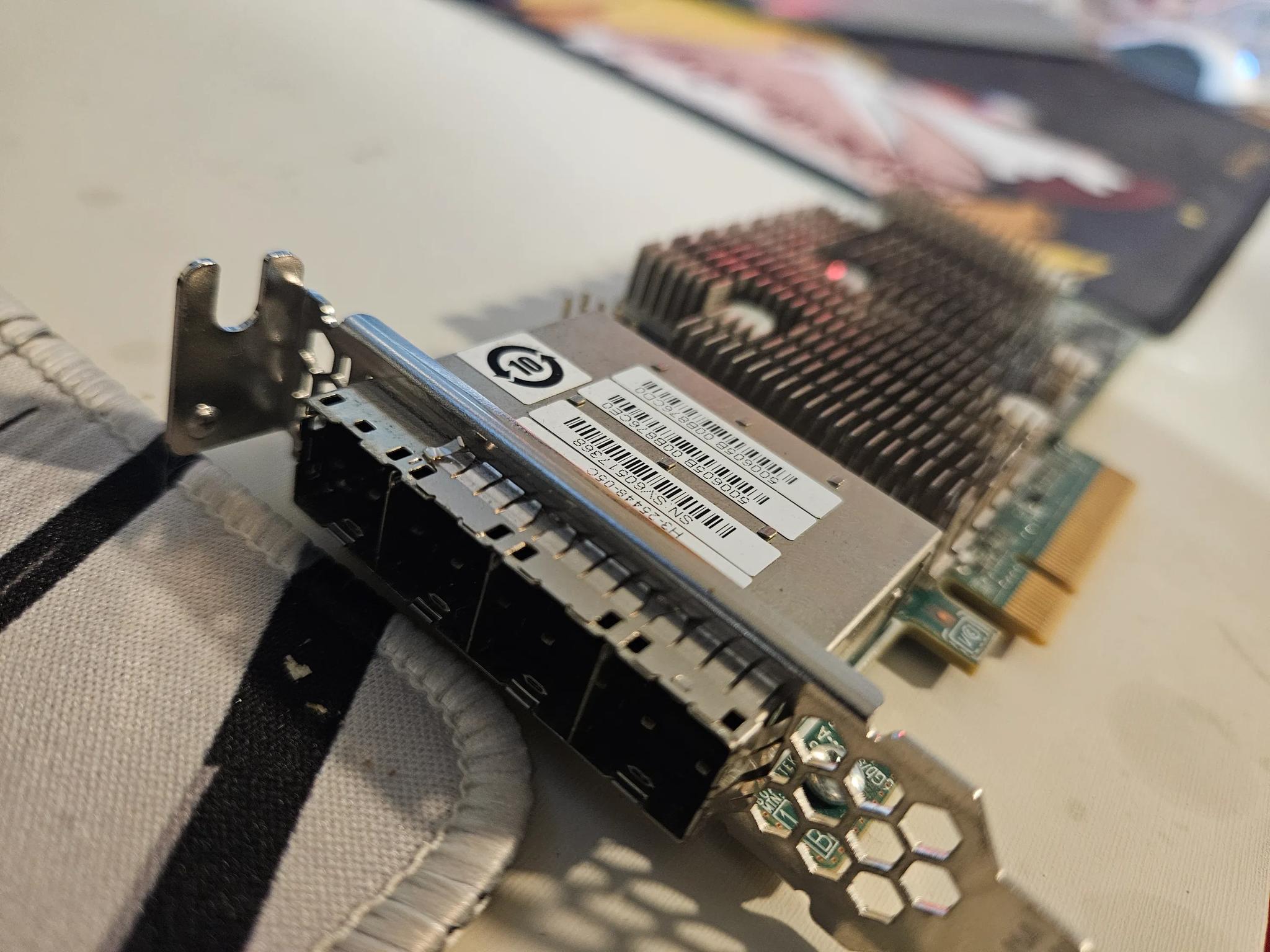 LSI SAS 9305-16e - 12Gbps PCIe 3.0 x8 External HBA Controller