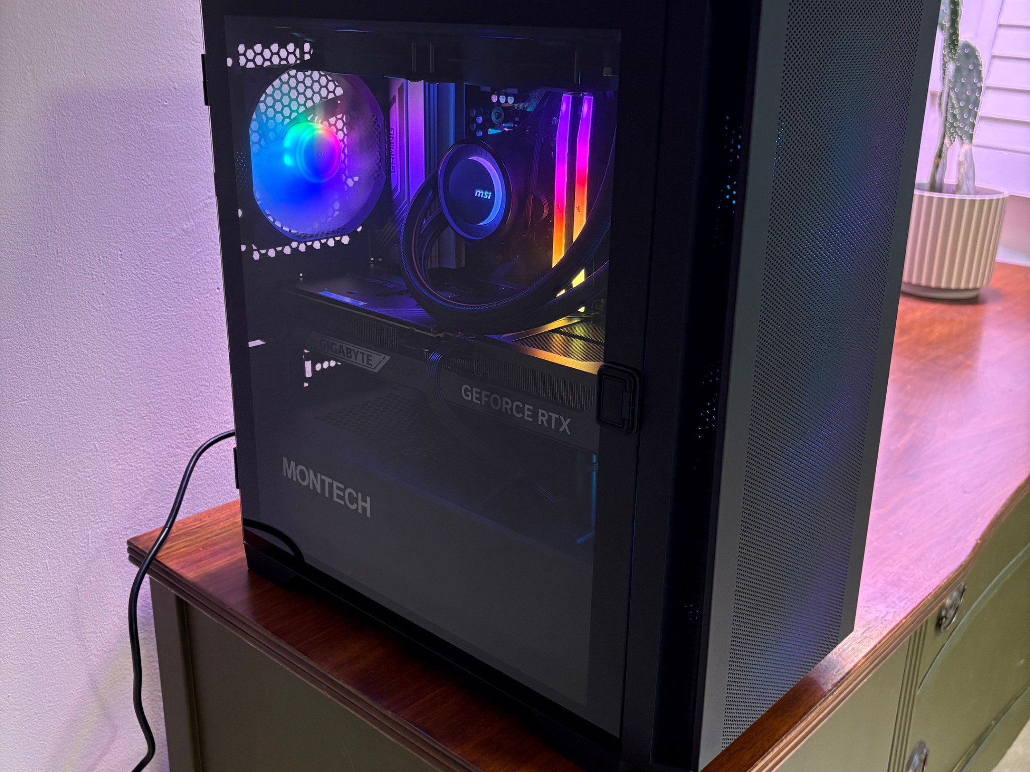 RTX 5070 Ti | Ryzen 7 7800X3D | 32GB DDR5 | 2TB SSD | 750W Gold PSU | ARGB AIO | Montech AIR 100