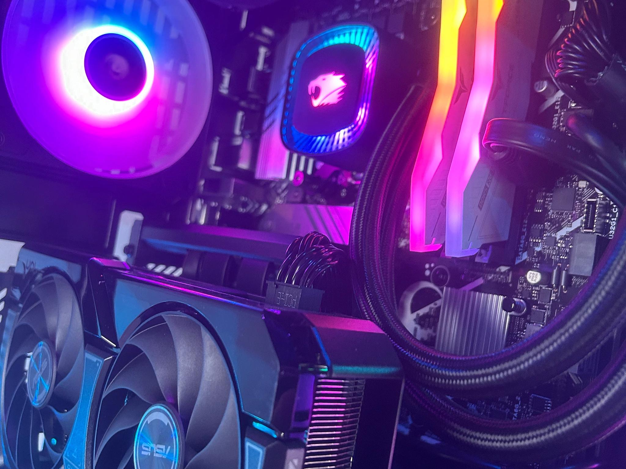 iBuyPower PC (i7 13700F, RTX 4060 Ti 16GB, 32GB Ram, 2TB SSD)