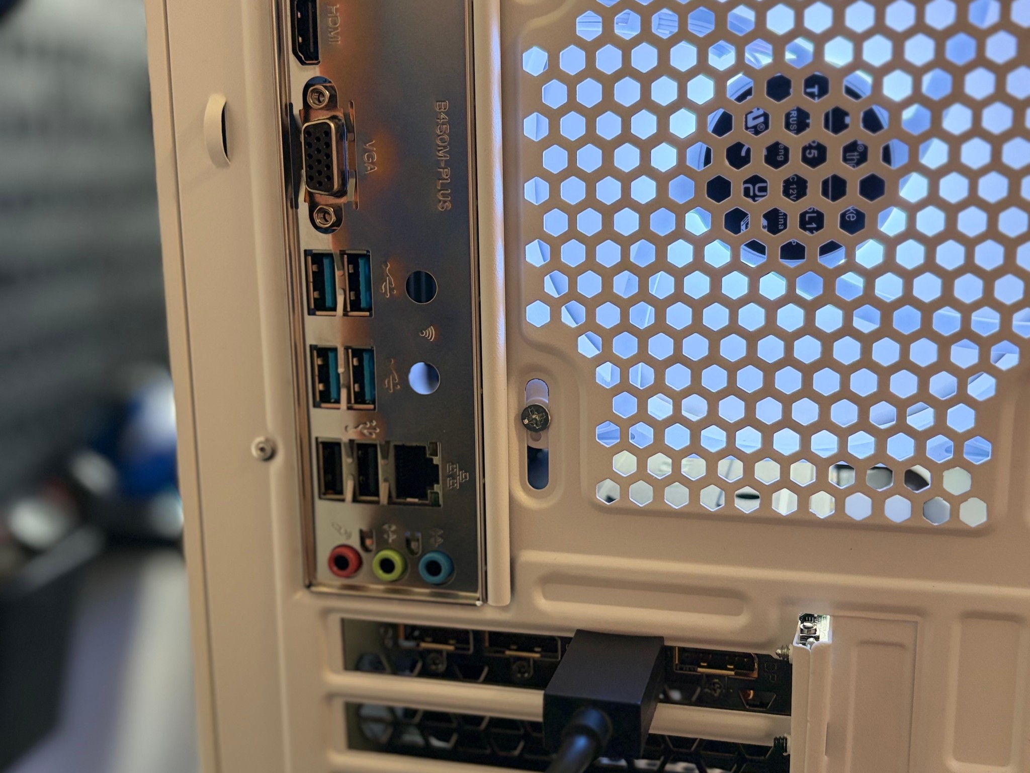 Perfect All White Gaming PC | GTX 1660 Super 6GB | Ryzen 5 2600 | 16GB DDR4 | 512GB SSD