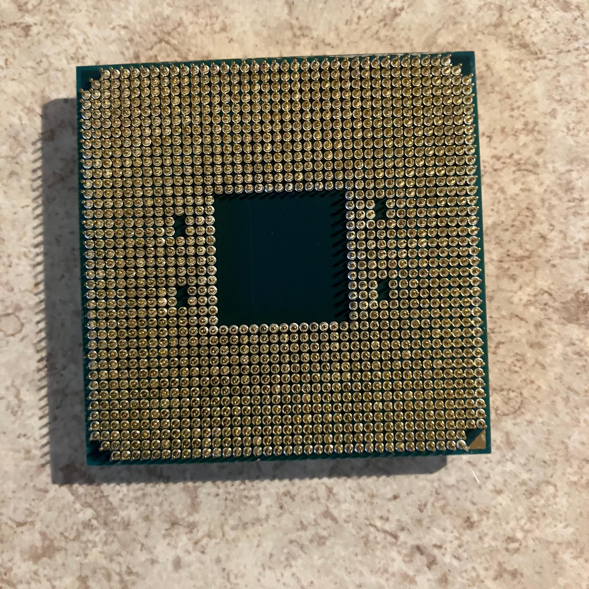 AMD Ryzen 7 5800X3D