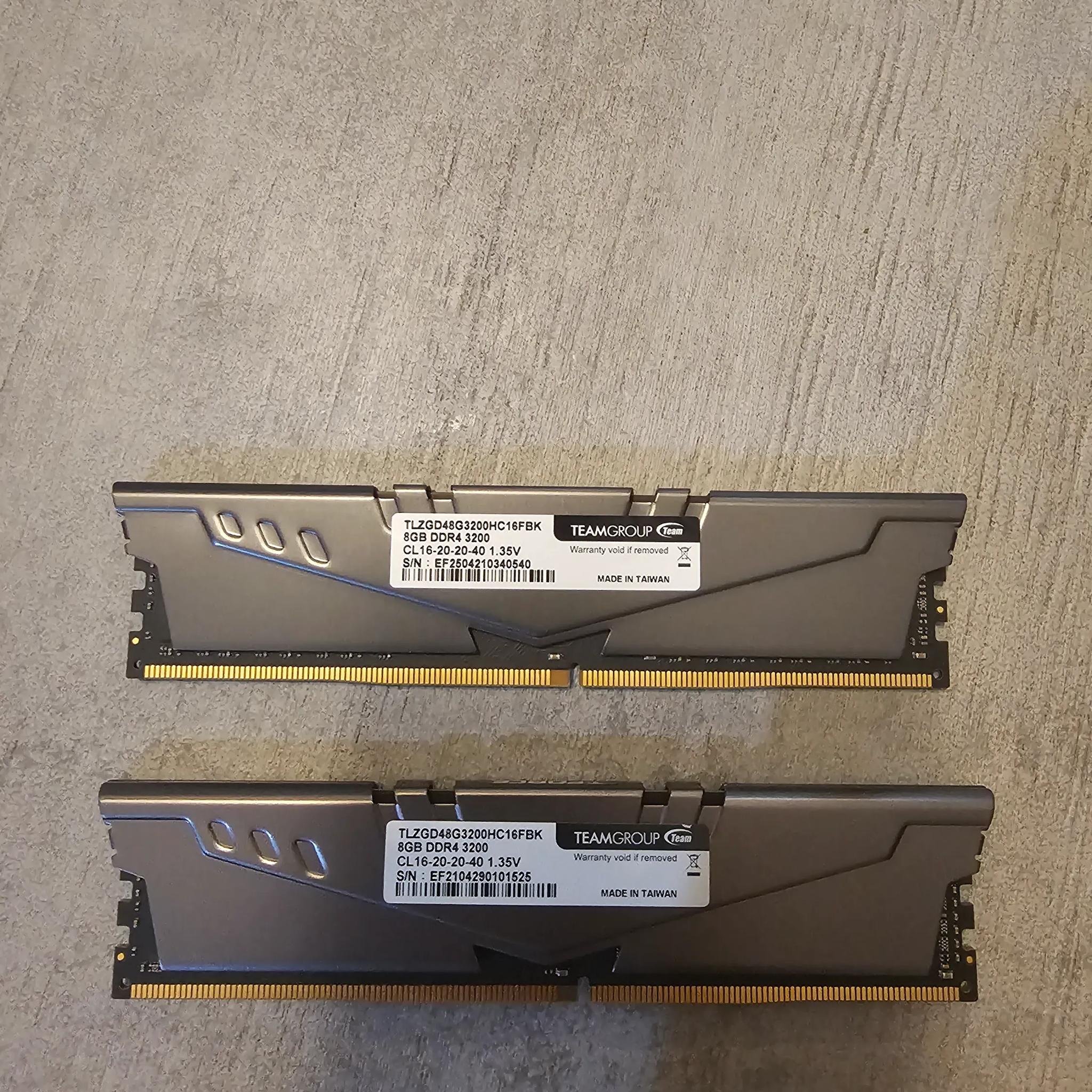 16GB DDR4 3200 CL16 TEAM GROUP RAM