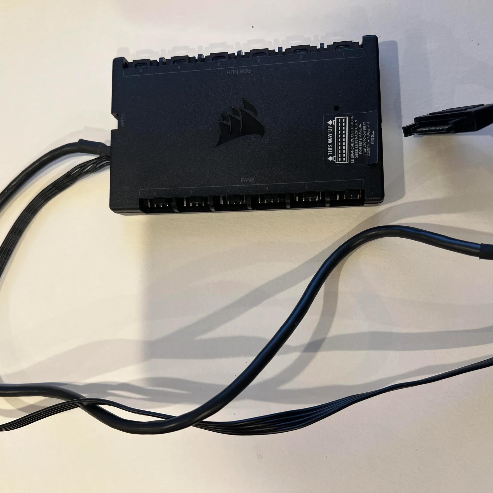 Corsair Commander CORE RGB PWM Fan Controller