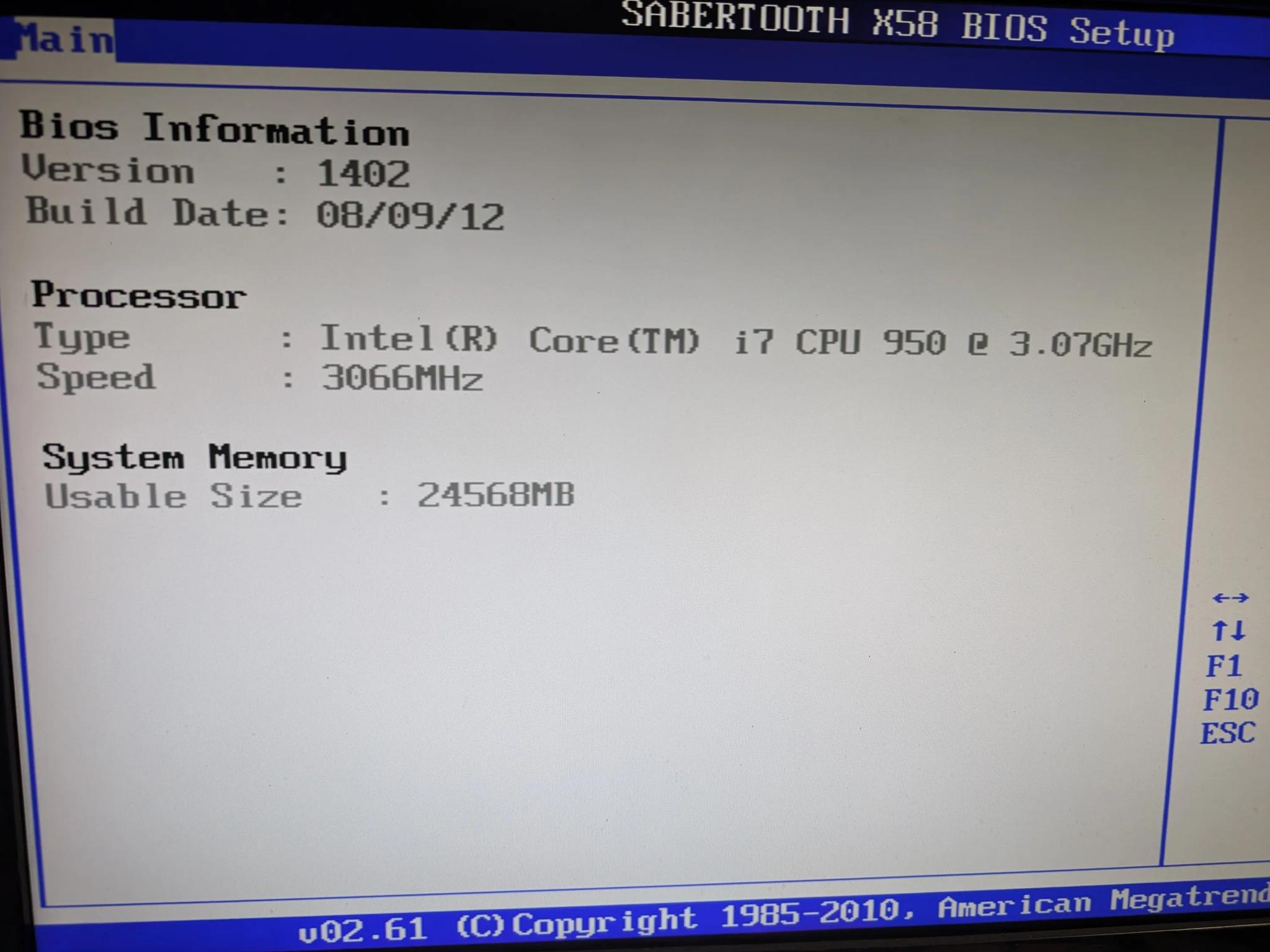Asus X58 Sabertooth / i7 950 / 24GB DDR3 / Stock Cooler