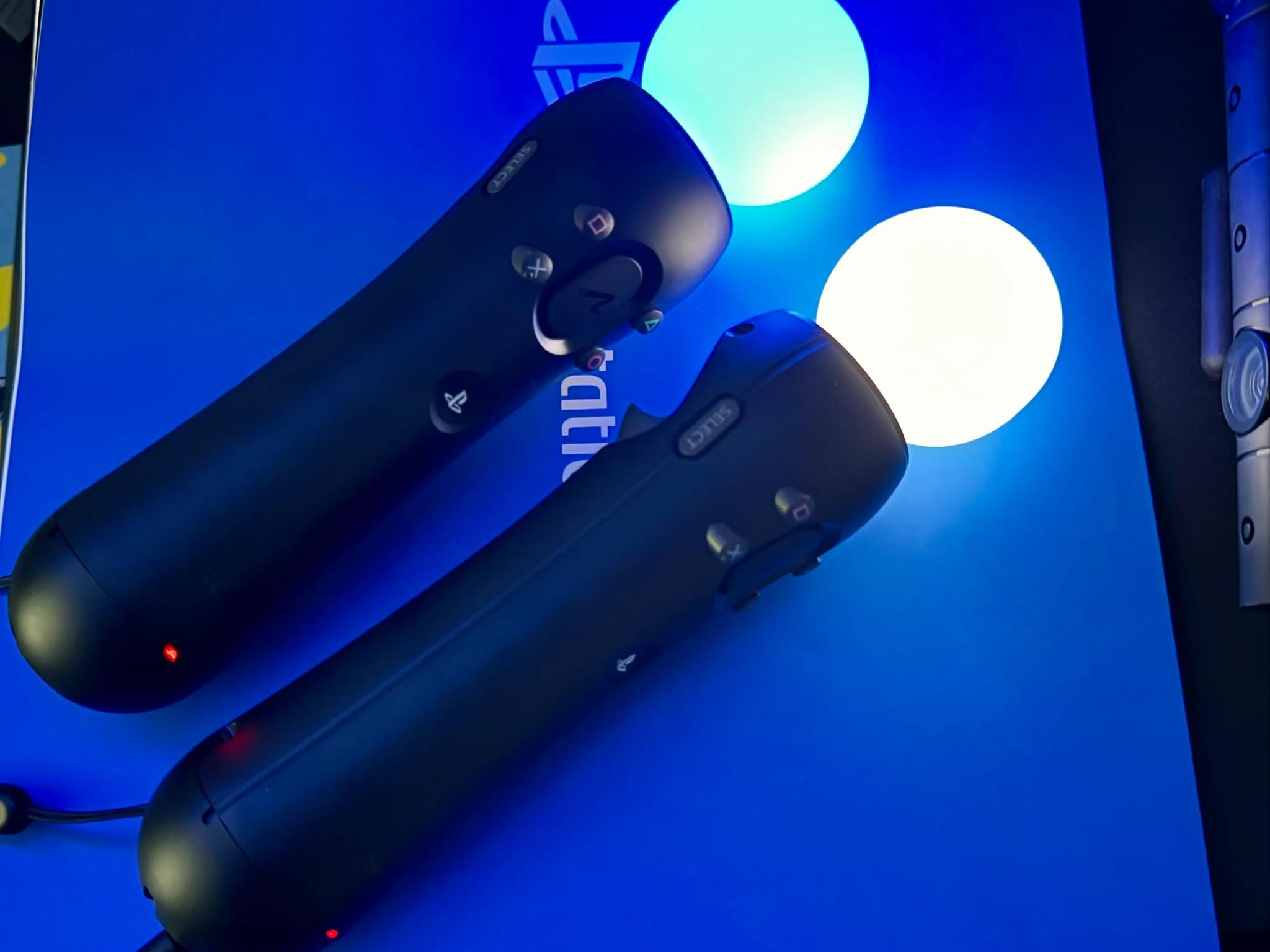 PSVR1 + 6 PS4 VR Games (CUH-ZVR2)