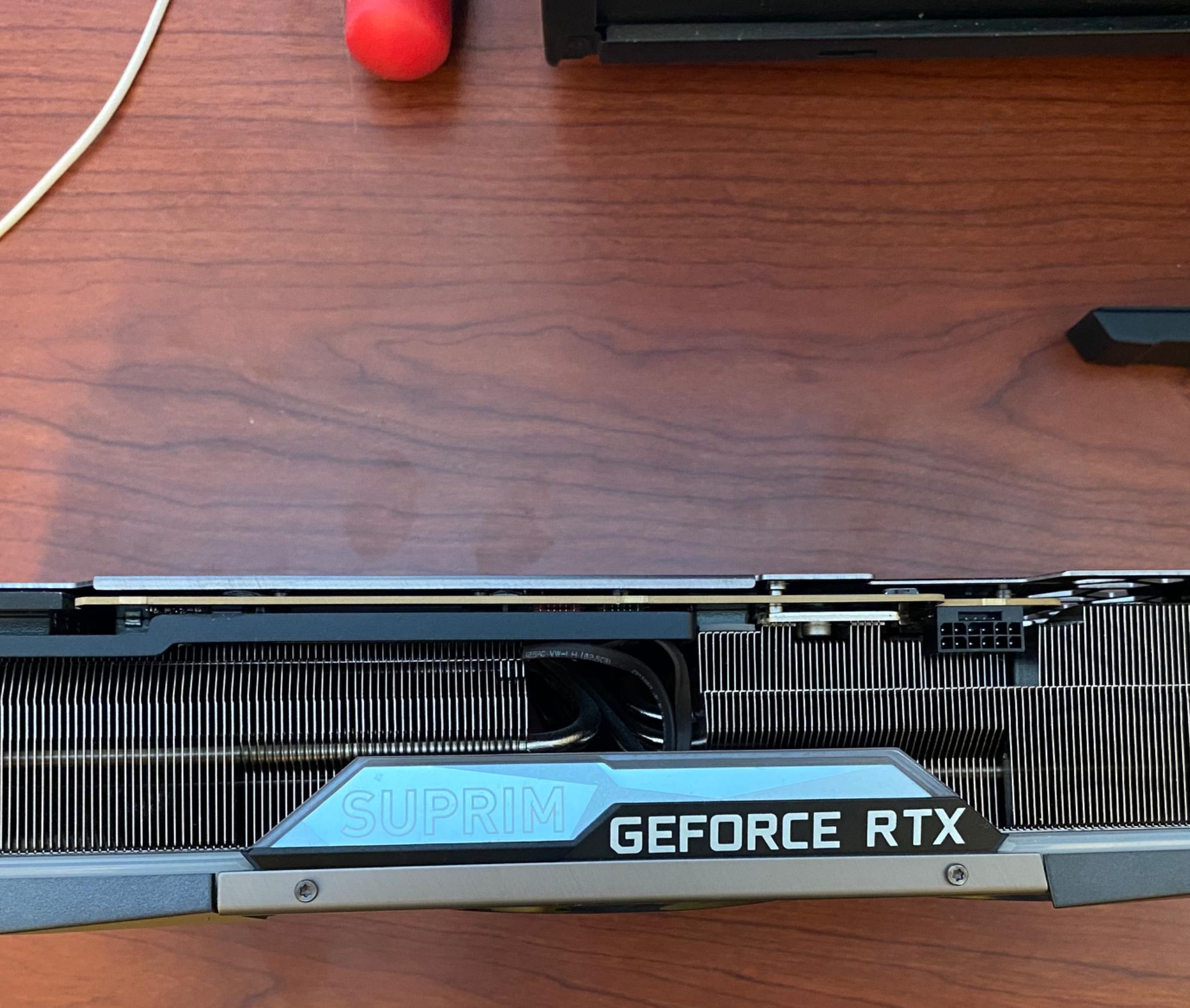 GeForce RTX™ 3090 Ti SUPRIM X 24G