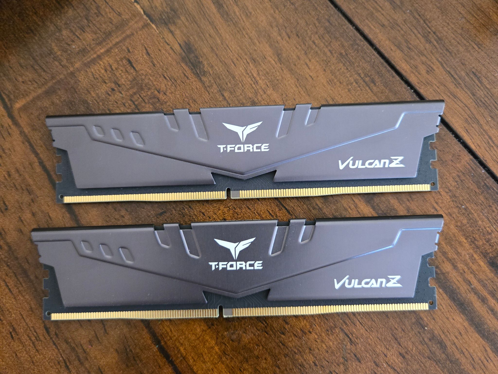 TEAMGROUP T-Force Vulcan Z 32GB 2x16GB DDR4-3200 CL16 RAM TLZGD416G3200HC16FBK