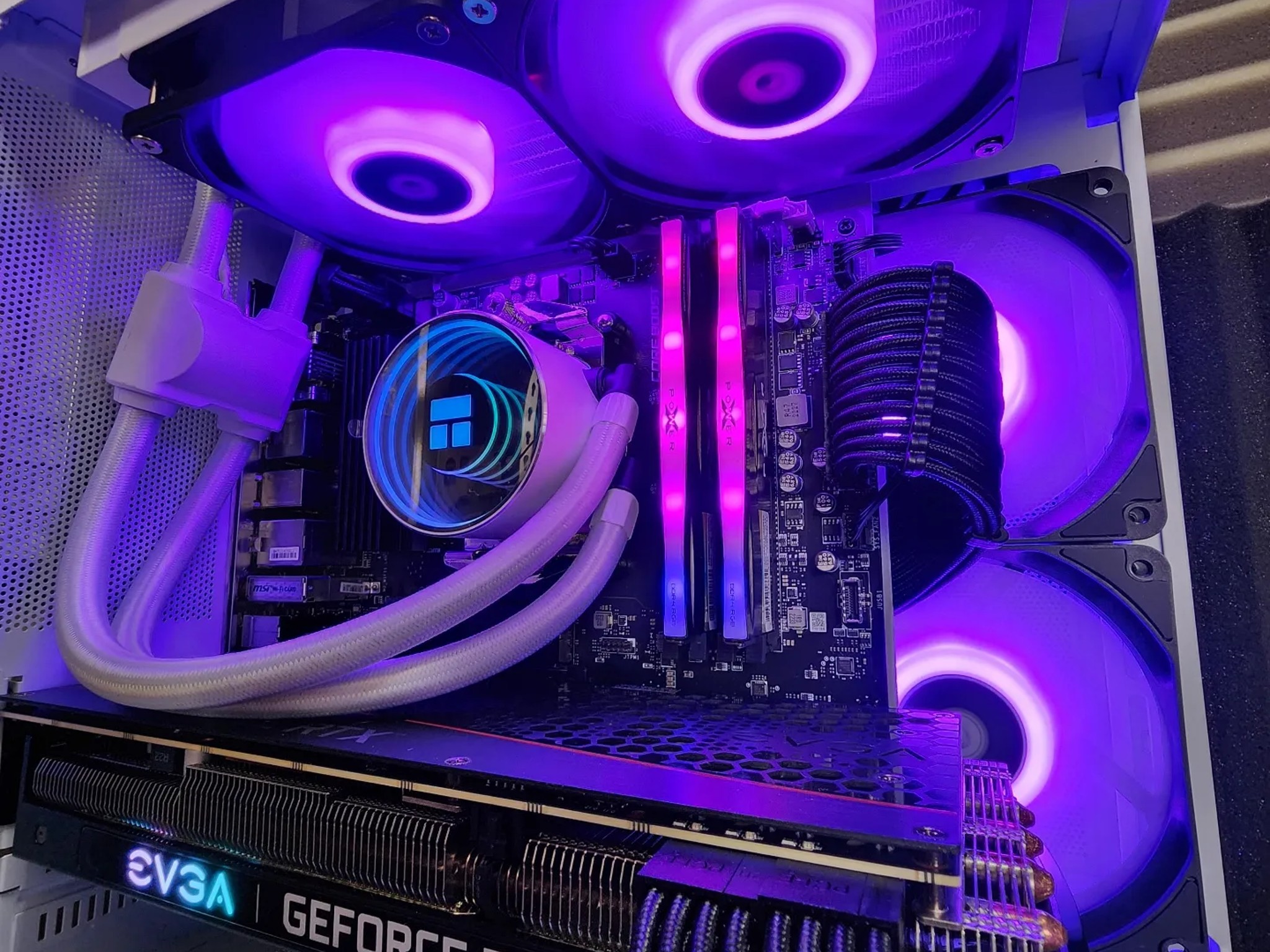 💙🤍💙EVGA RTX 3070 XC3 // AMD Ryzen 7 5700G // Zenith RGB 16GB 3200MHz // MSI M371 1TB NVMe SSD