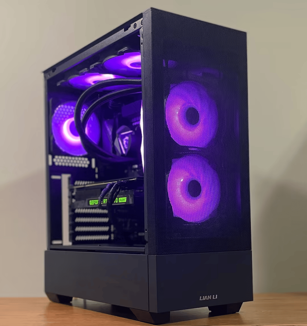 The Continental 🏨/ RTX 2070 Super 8GB, i5 10400 Gaming PC