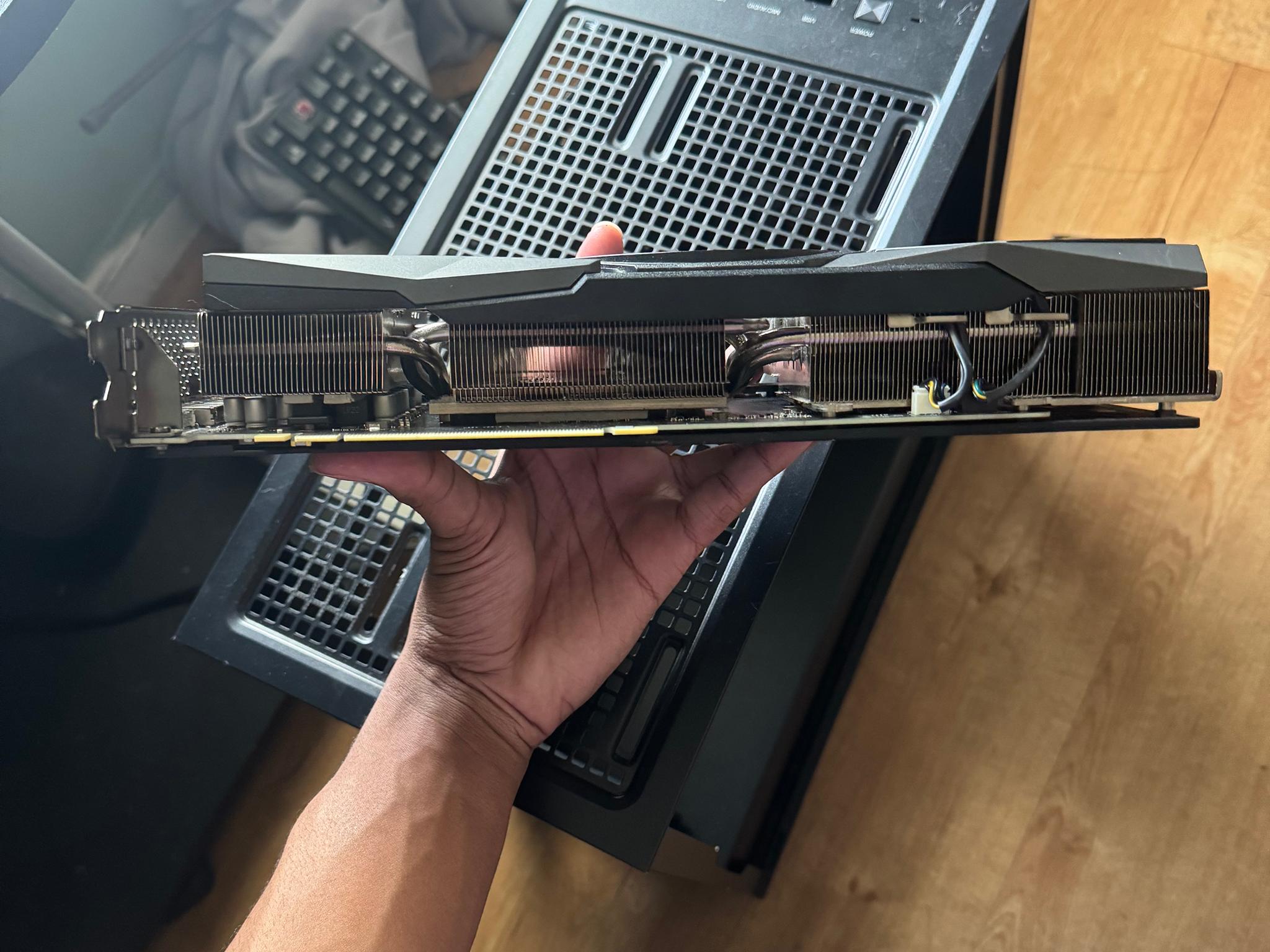 MSI RTX 3060 12gb GAMING X TRIO with Vertical GPU Mount