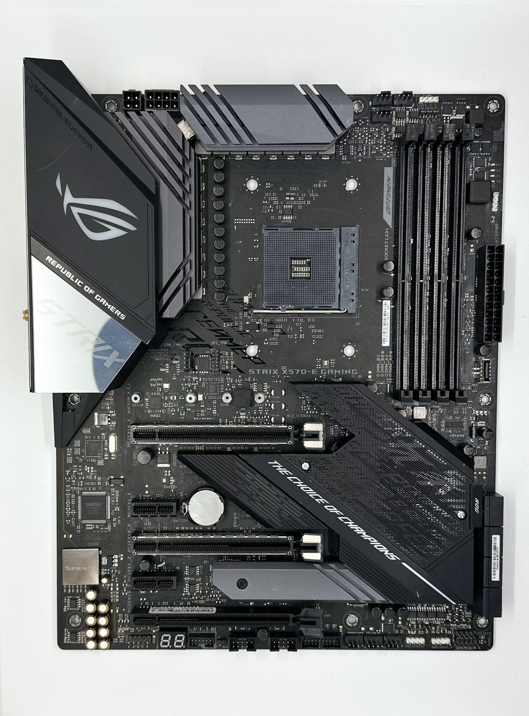 Asus ROG Strix X570-E Gaming | Jawa