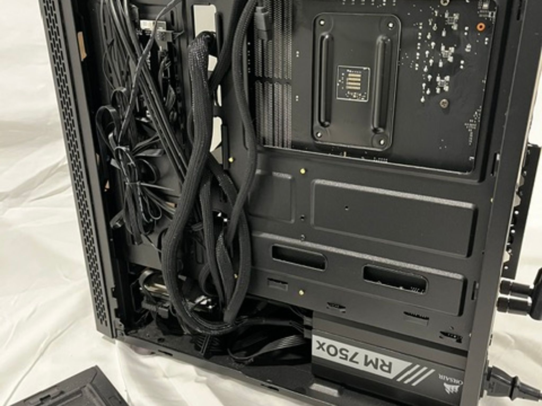GeForce RTX 2070 Super Custom Gaming PC - Ryzen 7 3700X, 32GB, 3TB (2SSD +1HDD), WiFi 6
