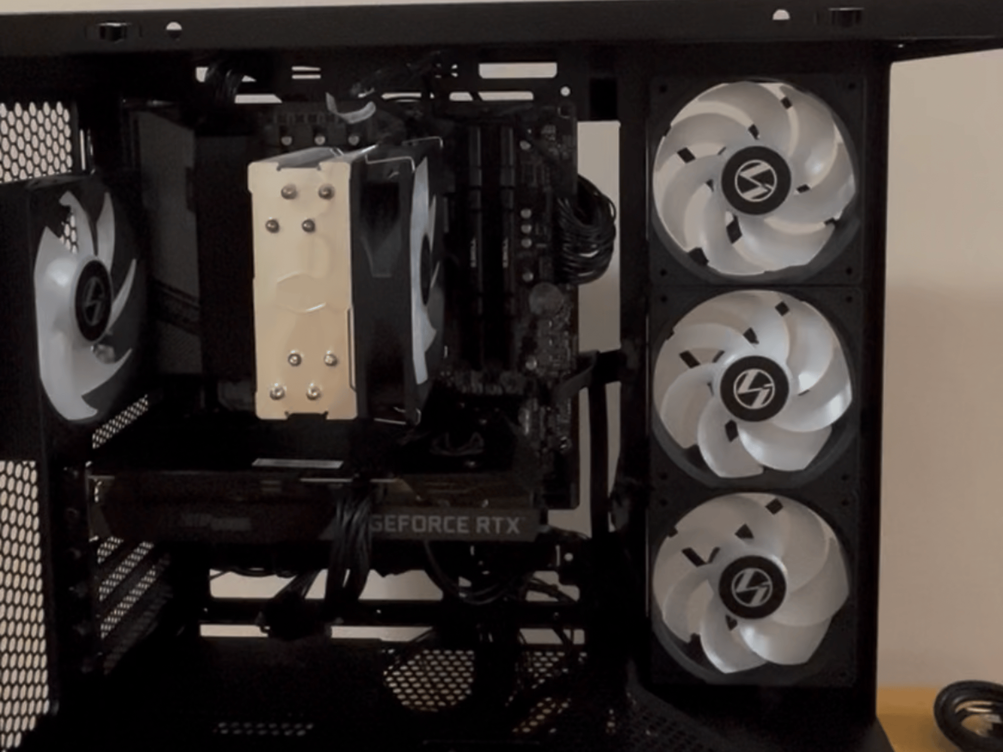Midrange 1440p Gaming PC - RTX 3060 ti, Ryzen 5, 1 TB NVME SSD, Wifi, Bluetooth