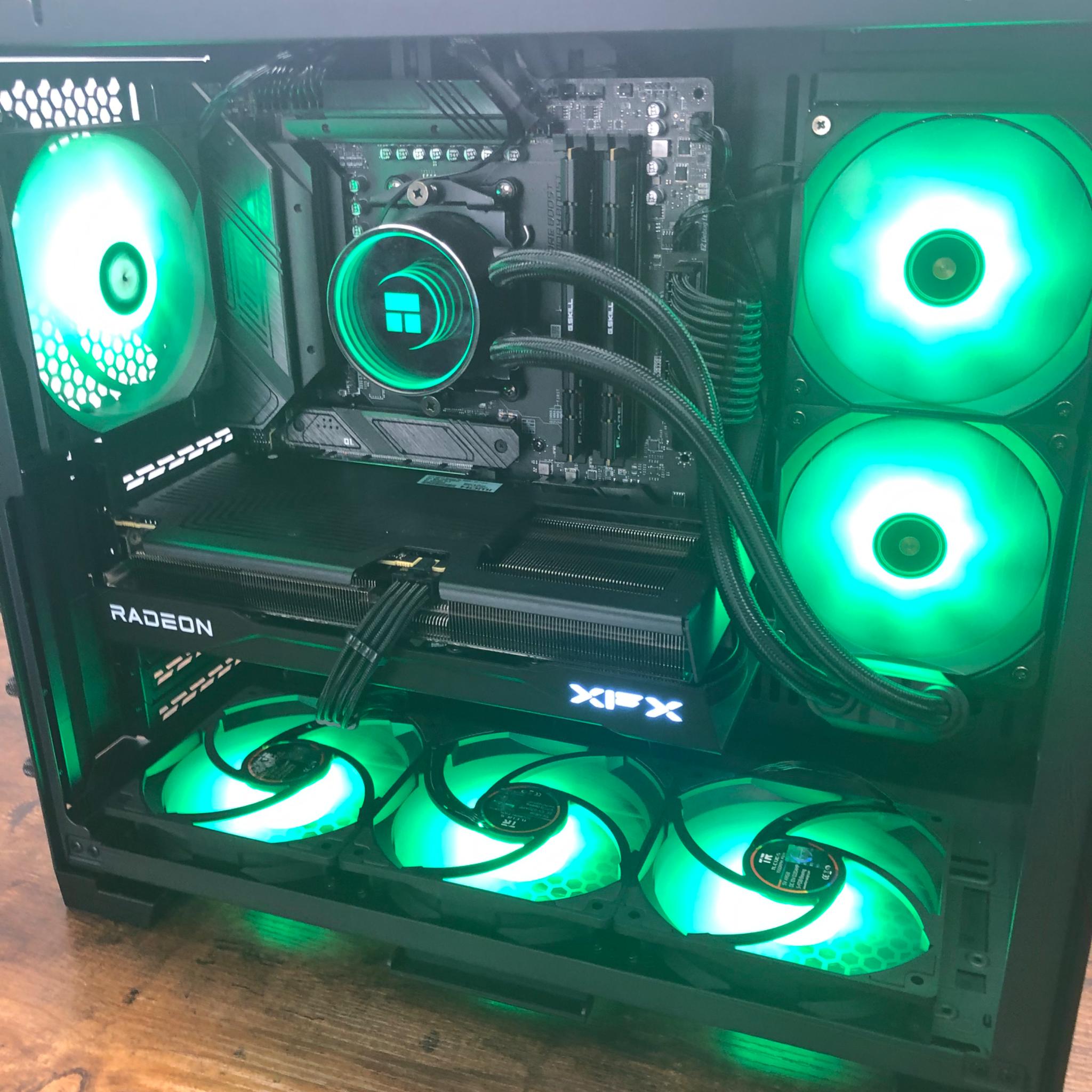 FIRESTORM🔥9800X3D🔥9060XT 16GB🔥2TB M.2🔥WI-FI