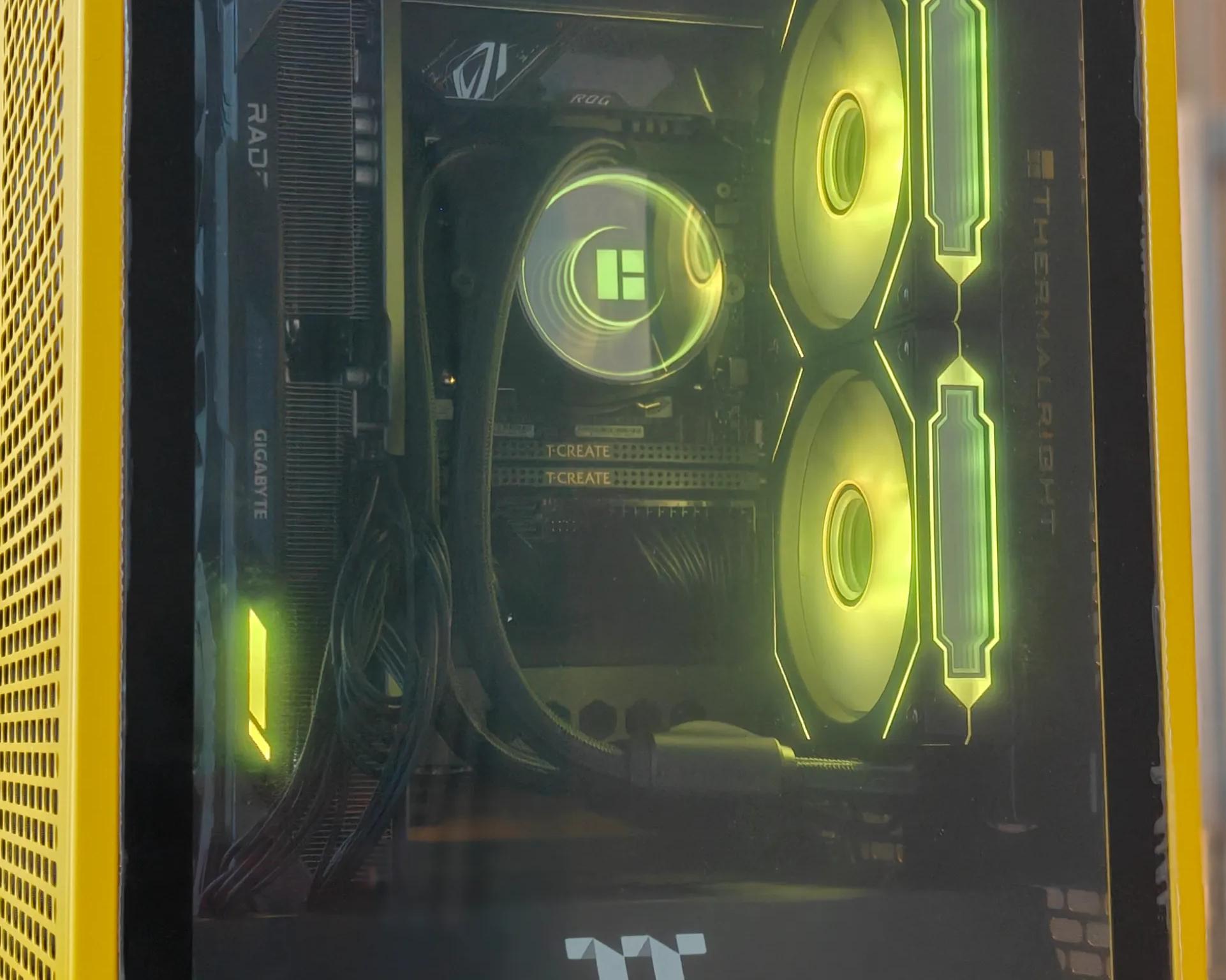 Mini ITX - 4K - 1440P - AMD Radeon RX 9070 XT - AMD Ryzen 7 7800X3D - 32 GB DDR5 RAM - 2 TB SSD