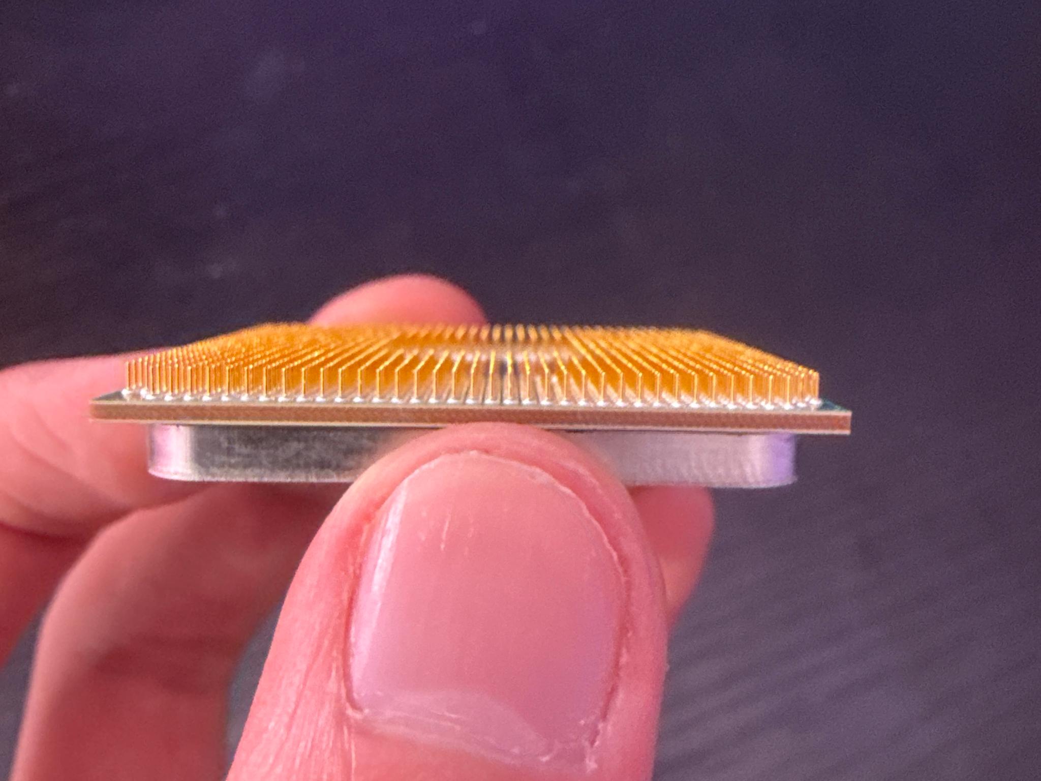AMD Ryzen 7 5700 8-Core 16-Thread 3.7GHz CPU BROKEN | Message me through jawa for...