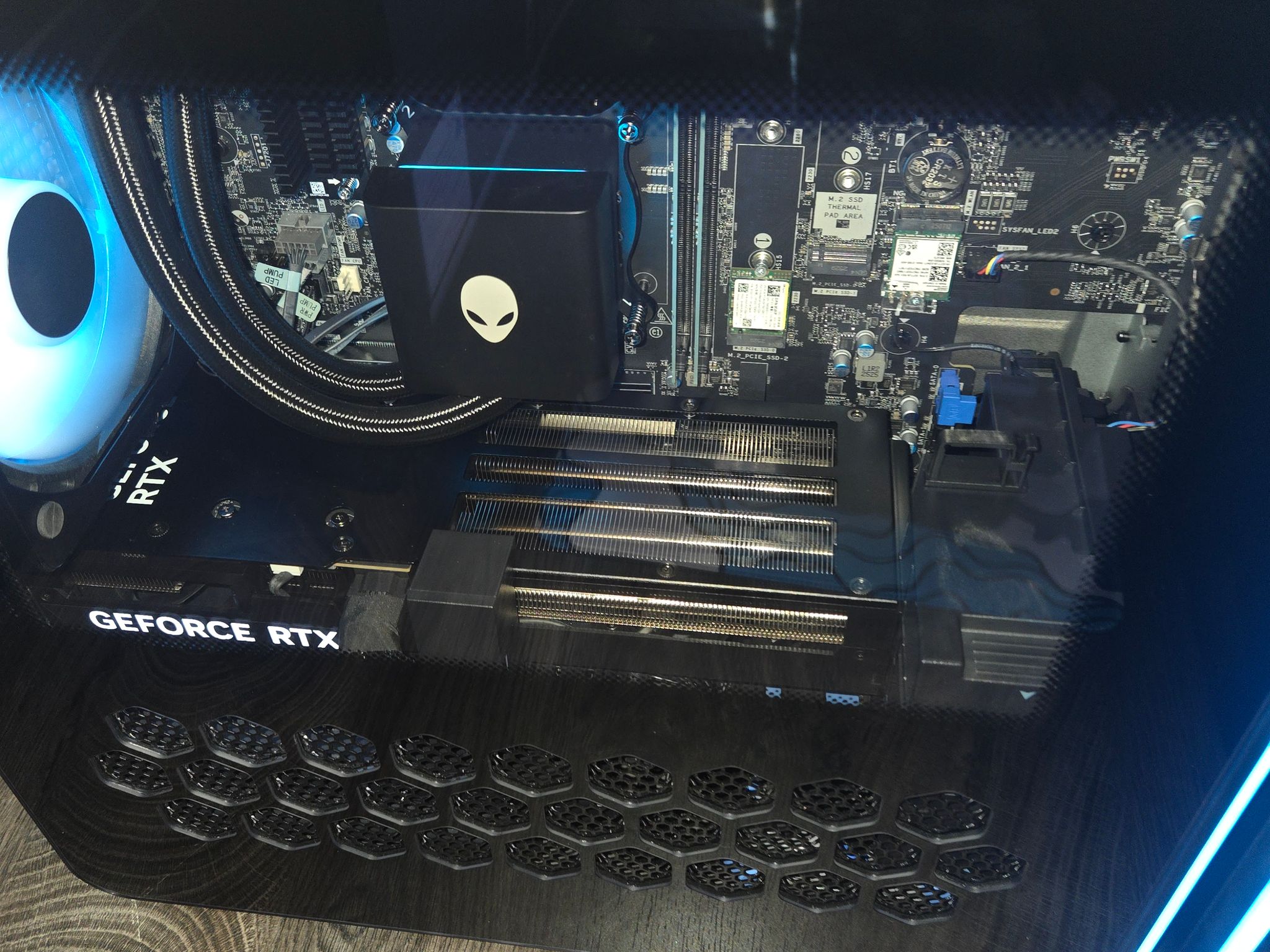 Intel Core Ultra 7 265KF | RTX 5070 | 32GB DDR5 | 1TB PCle NVMe SSD | Win11 Home