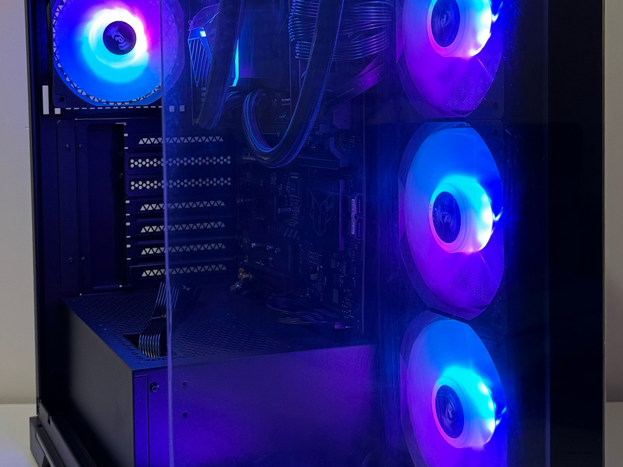 AMD X3D Ryzen 5 7500X3D 32GB DDR5 RAM 1TB Gen5 NVMe SSD ASUS B650E-E TUF MONTECH 850W Barebone PC