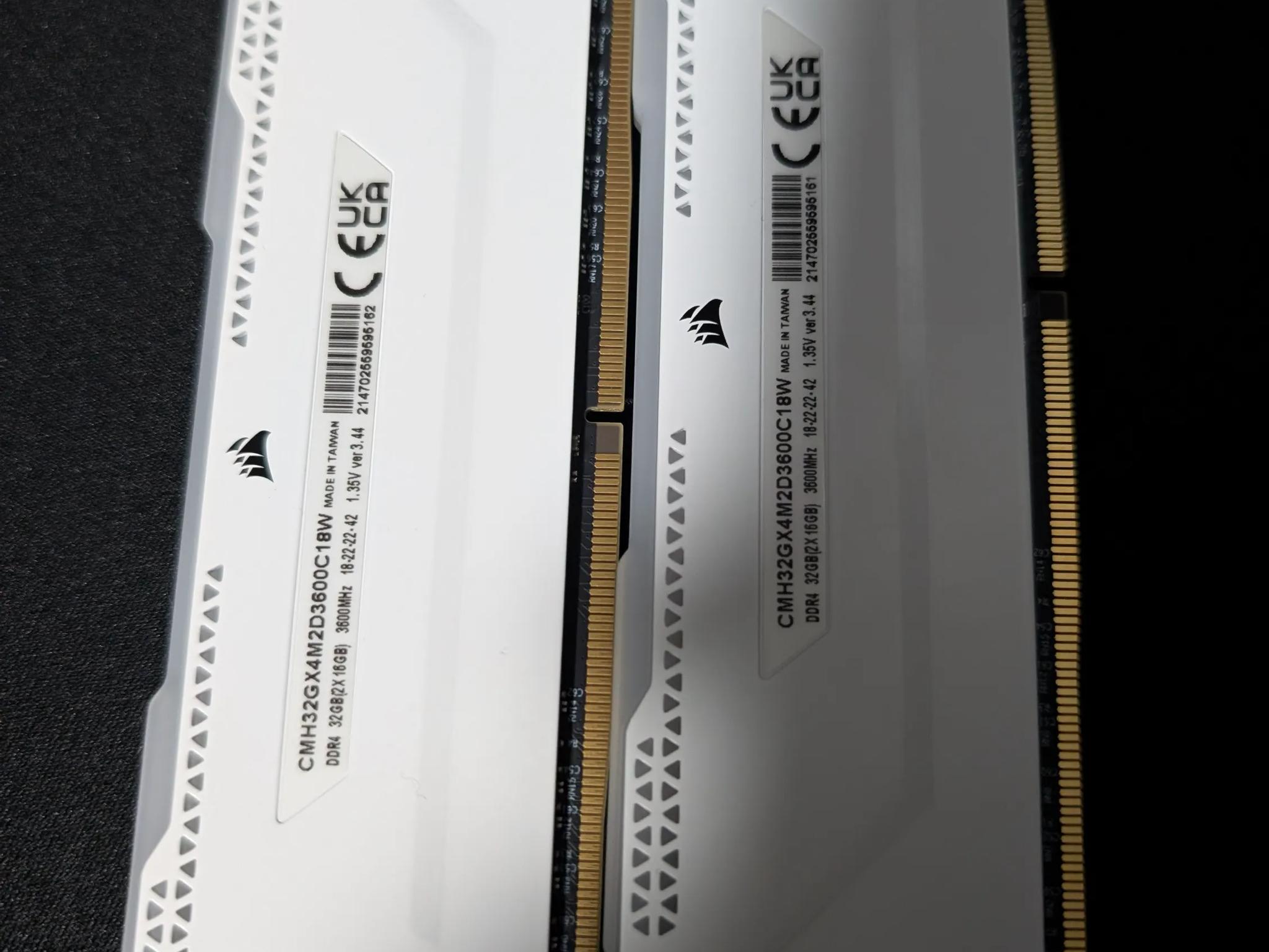 CORSAIR VENGEANCE RGB PRO SL DDR4 RAM 32GB (2x16GB) 3600MHz