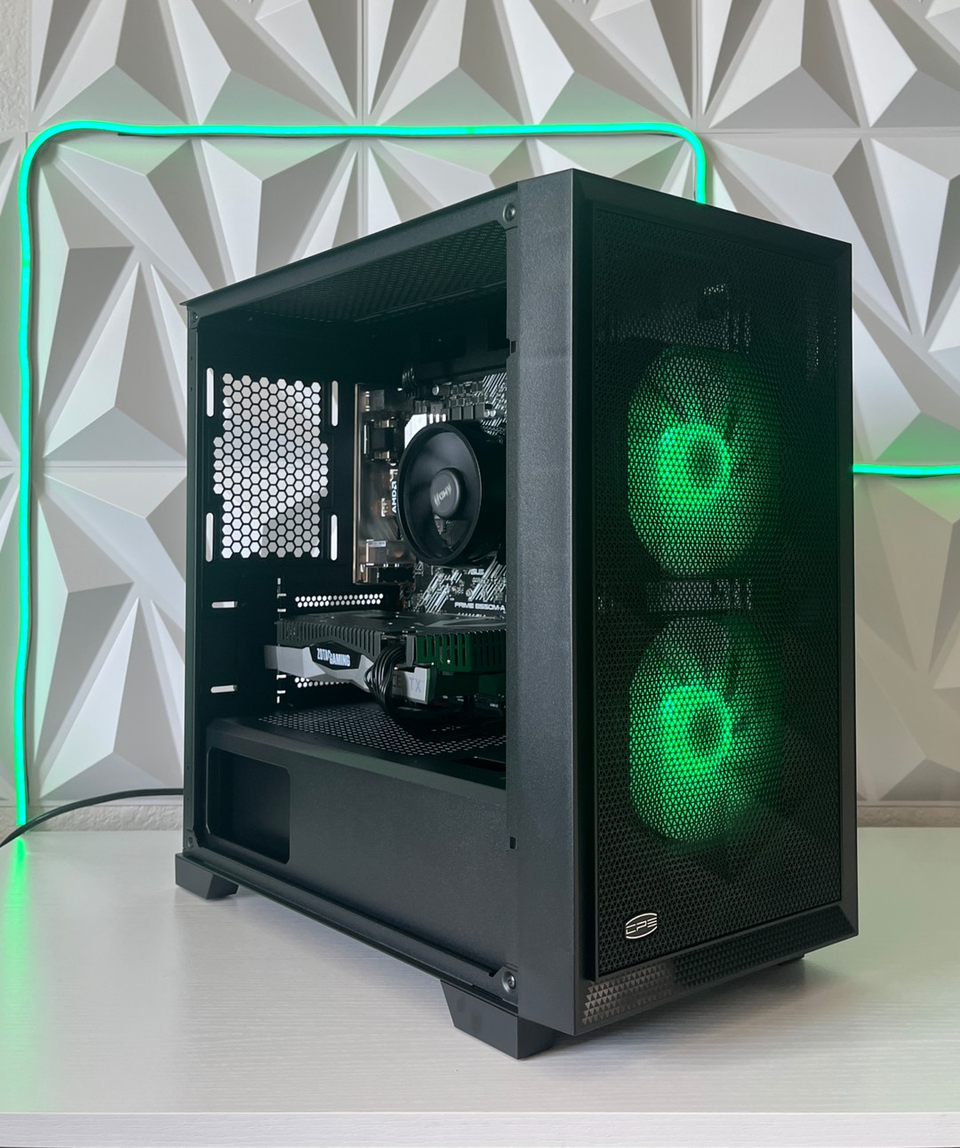 RTX 2060 SUPER 8GB, Ryzen 7 2700X, 16GB RAM | Black RGB Gaming
