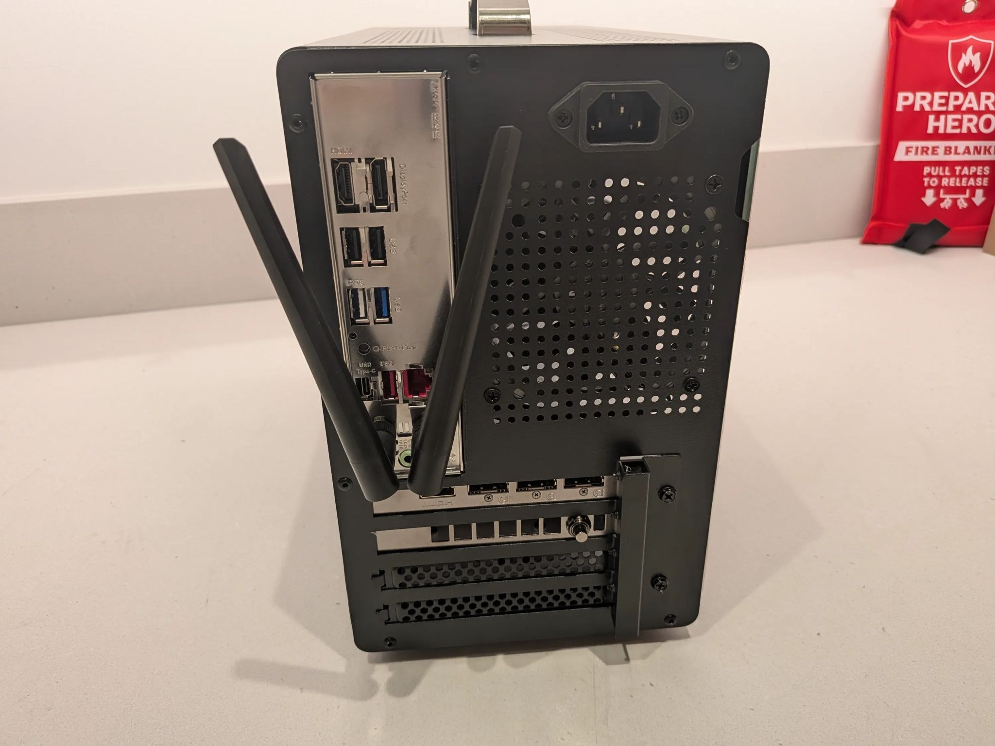 Small Gaming PC, AMD Ryzen 5 7500F, Nvidia RTX 4060 Ti 16GB, 32 GB RAM, 2 TB SSD