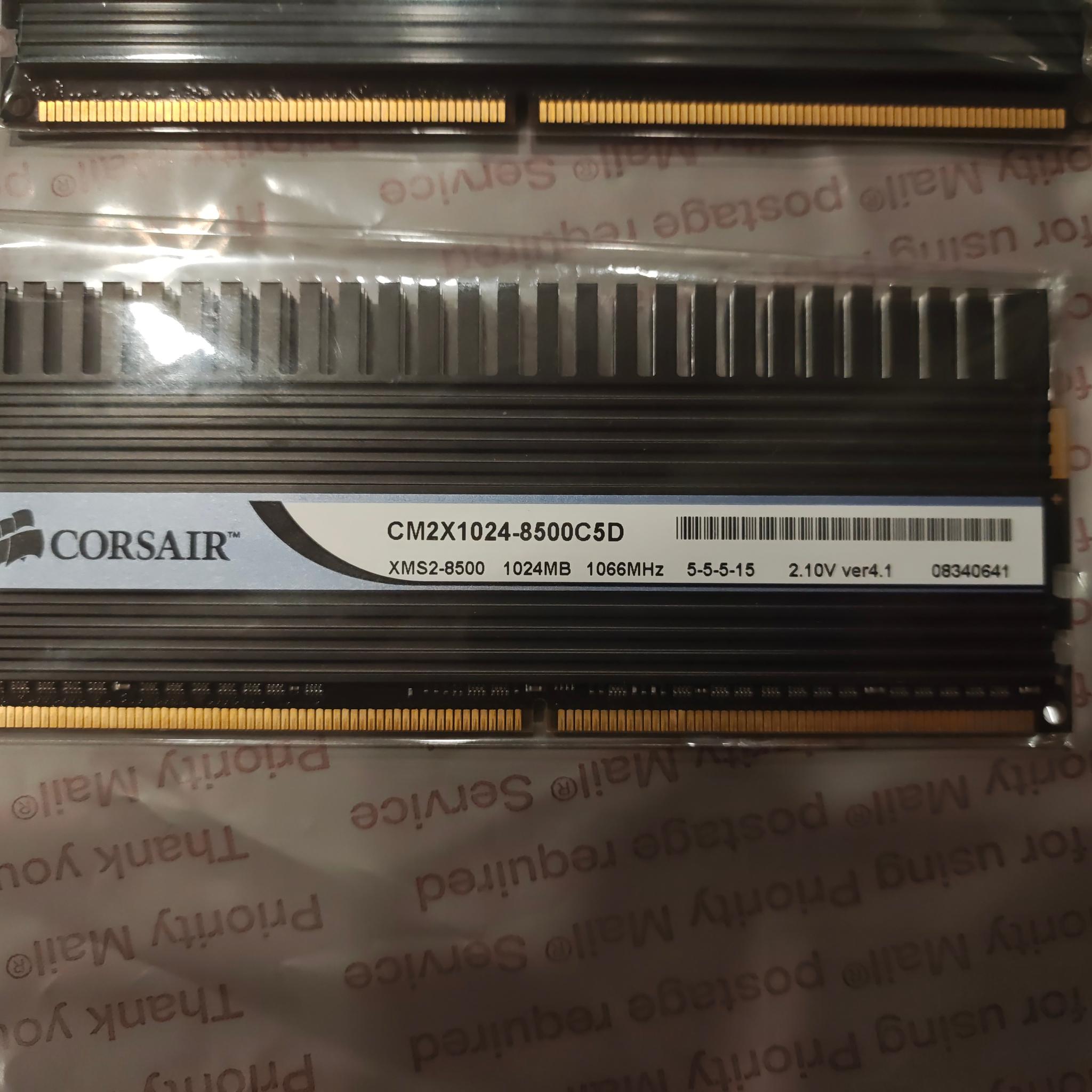 1GB Corsair Dominator DDR2 1066MHz Desktop RAM Module