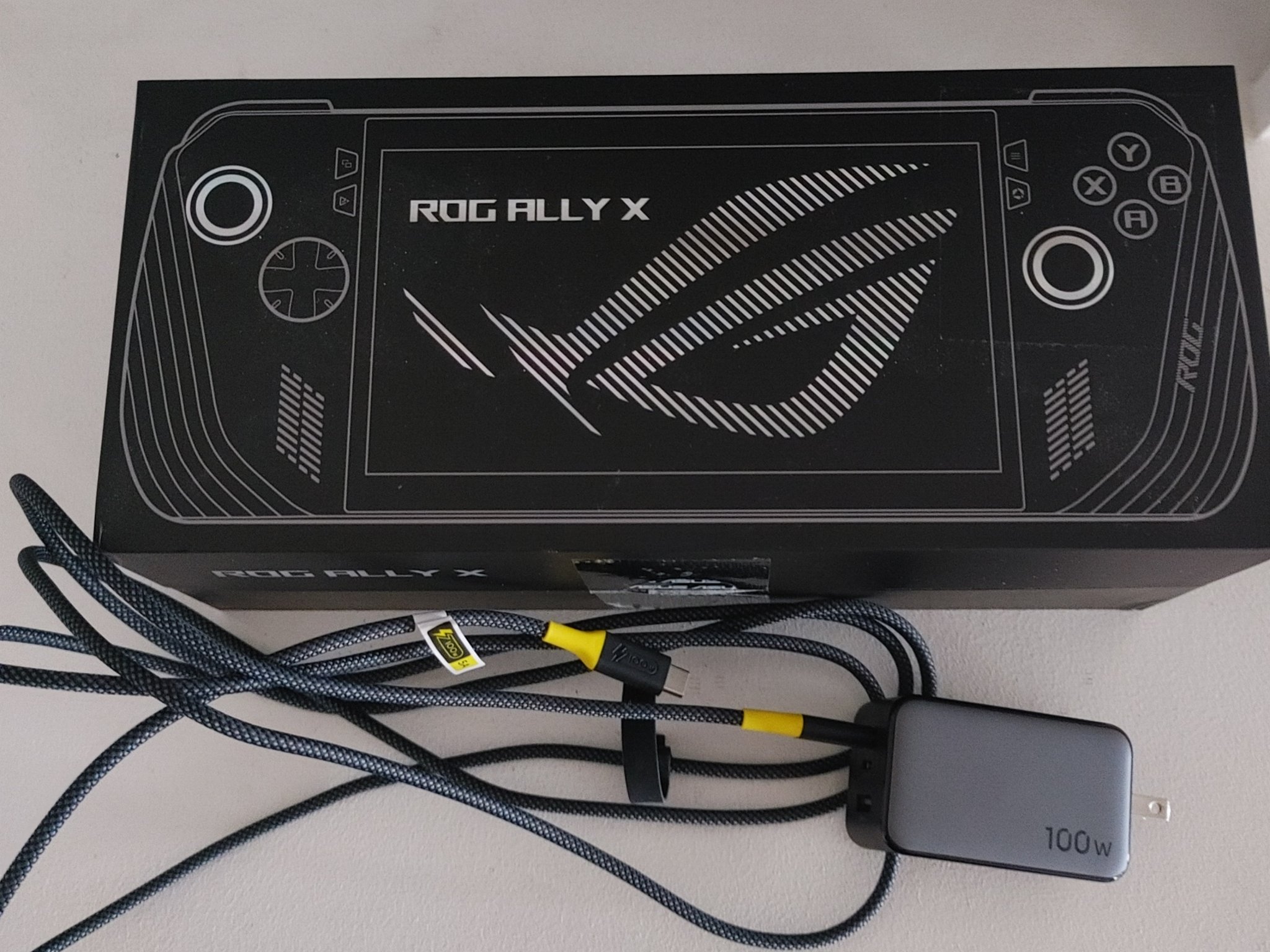 Asus Rog Ally X Z1 Extreme 24gb Ram 2TB nvme Windows 11 JSAUX USB-C Dock Ugreen 100w Gan Charger