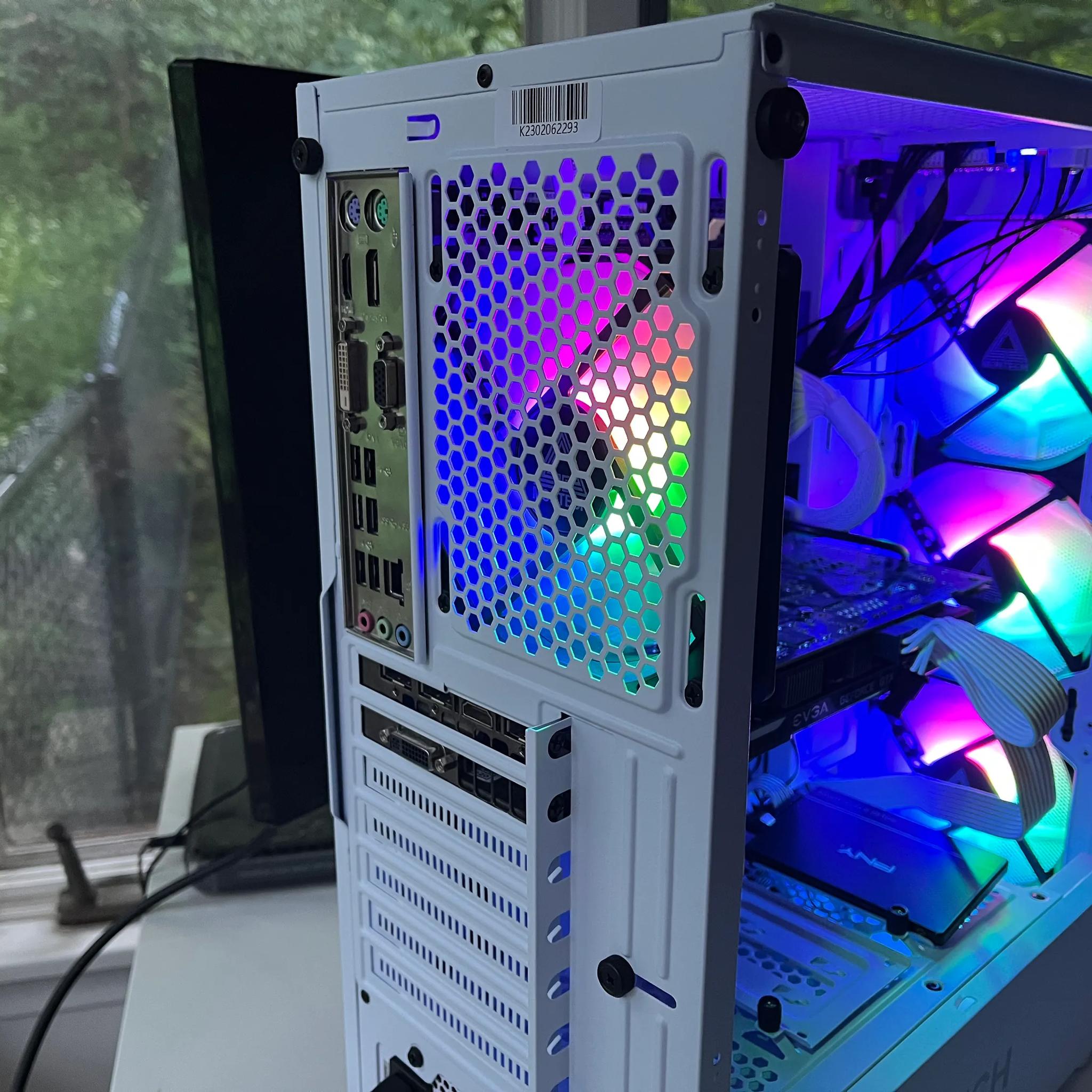 Budget White Gaming PC | Intel i5 | GTX 970 | 16GB RAM | 512GB SSD | RGB