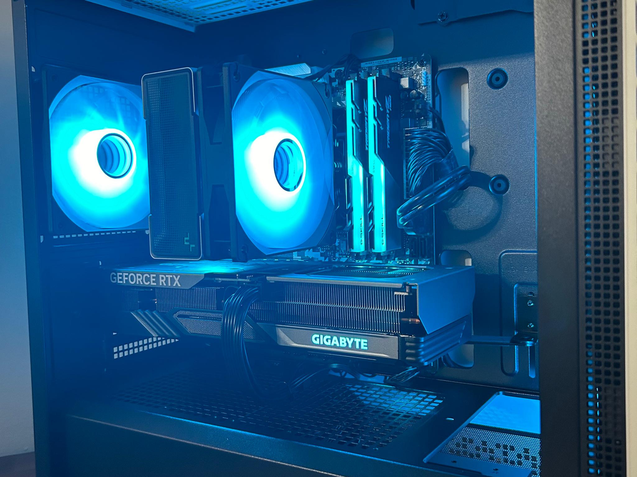 **SALE** RTX 4060ti | Ryzen 5 5600x | 32GB DDR4 | WI-FI | The Mini Legend V10