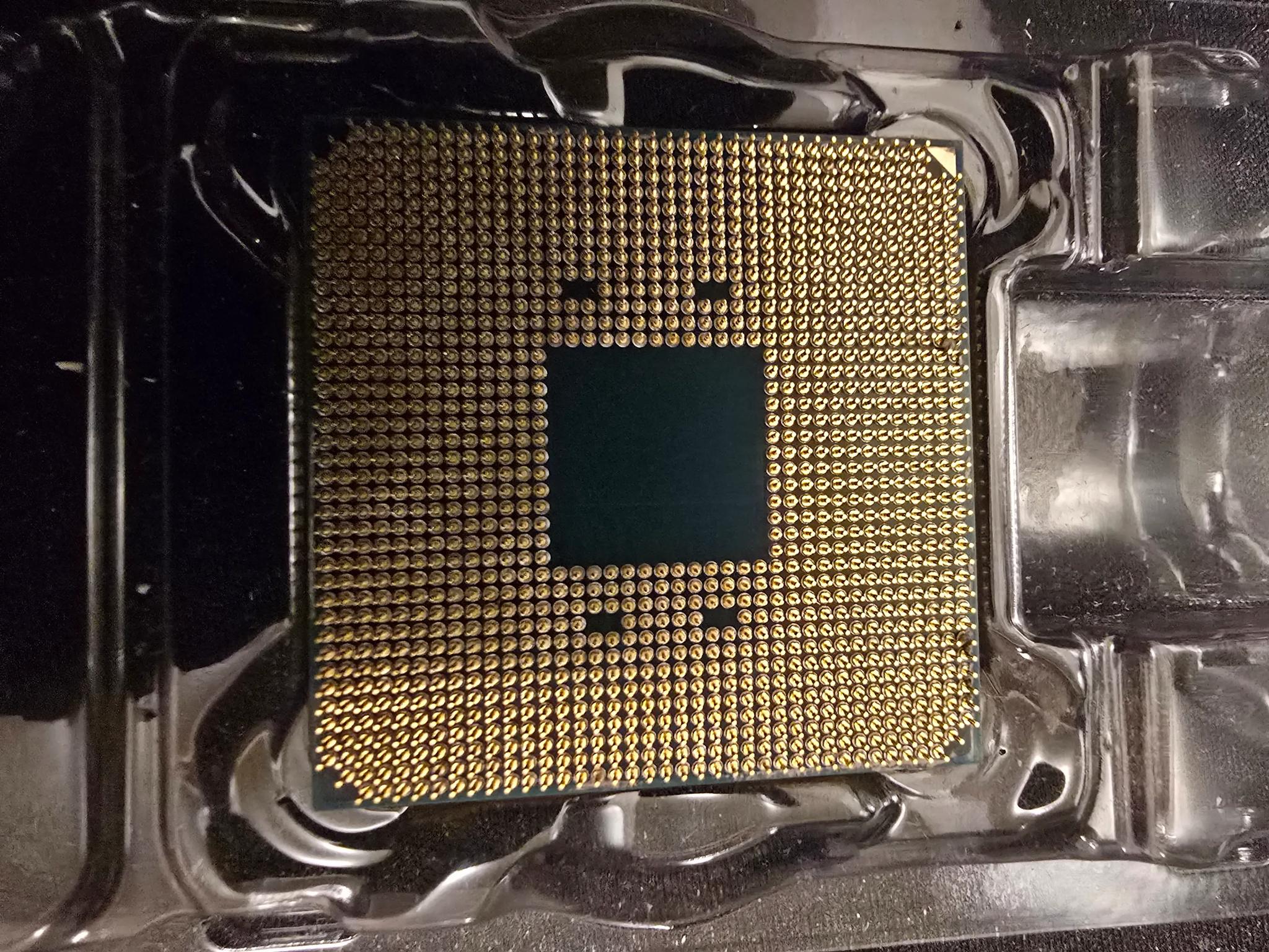 AMD Ryzen 7 3800X