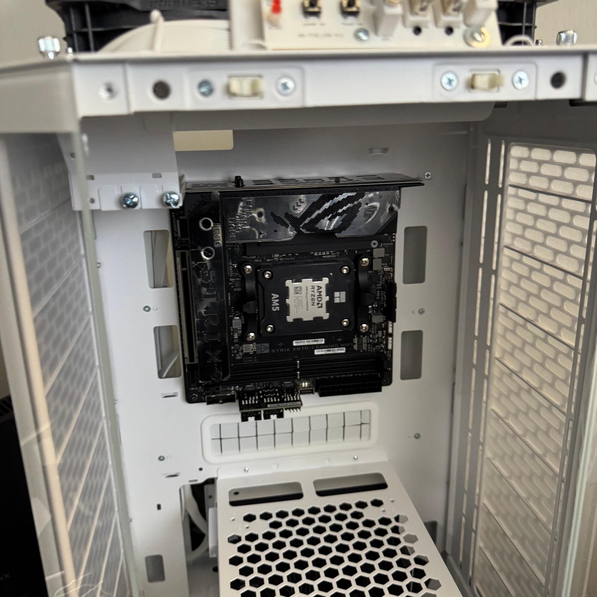 AMD 9950x3d-ASUSx870i itx Mobo