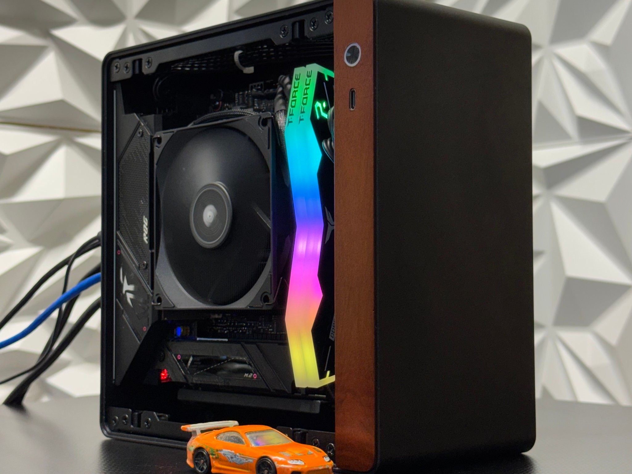 Mini Itx Gaming pc / RTX 5060 / Ryzen 9600X / 16GB DDR5 / 1TB SSD / 500w psu / B650