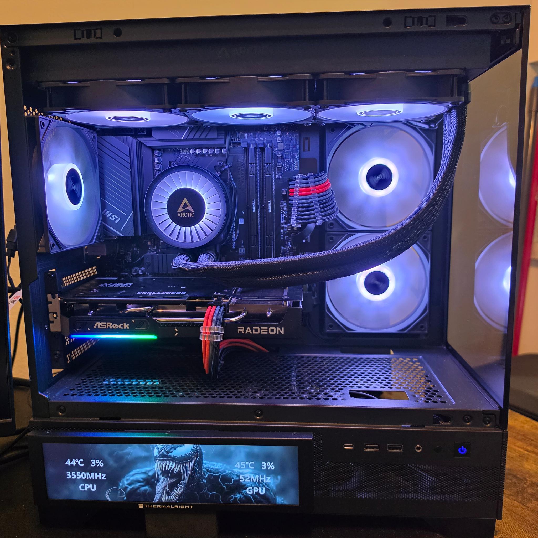 Radeon RX 9060 XT 16GB Custom Gaming PC - Ryzen 7 7700X, 32GB RAM