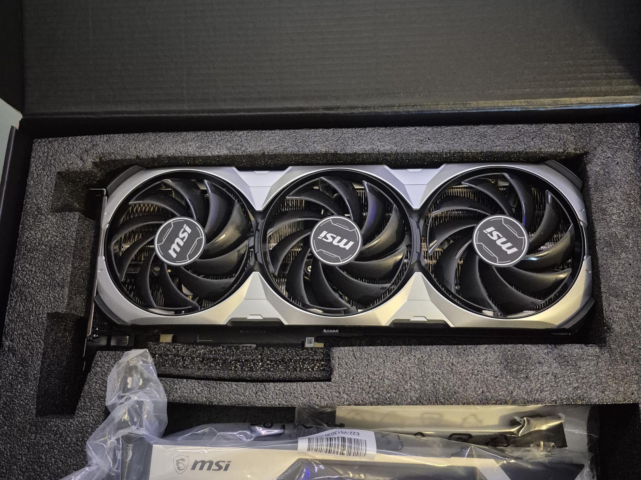 RTX 4070 TI SUPER 16 GB