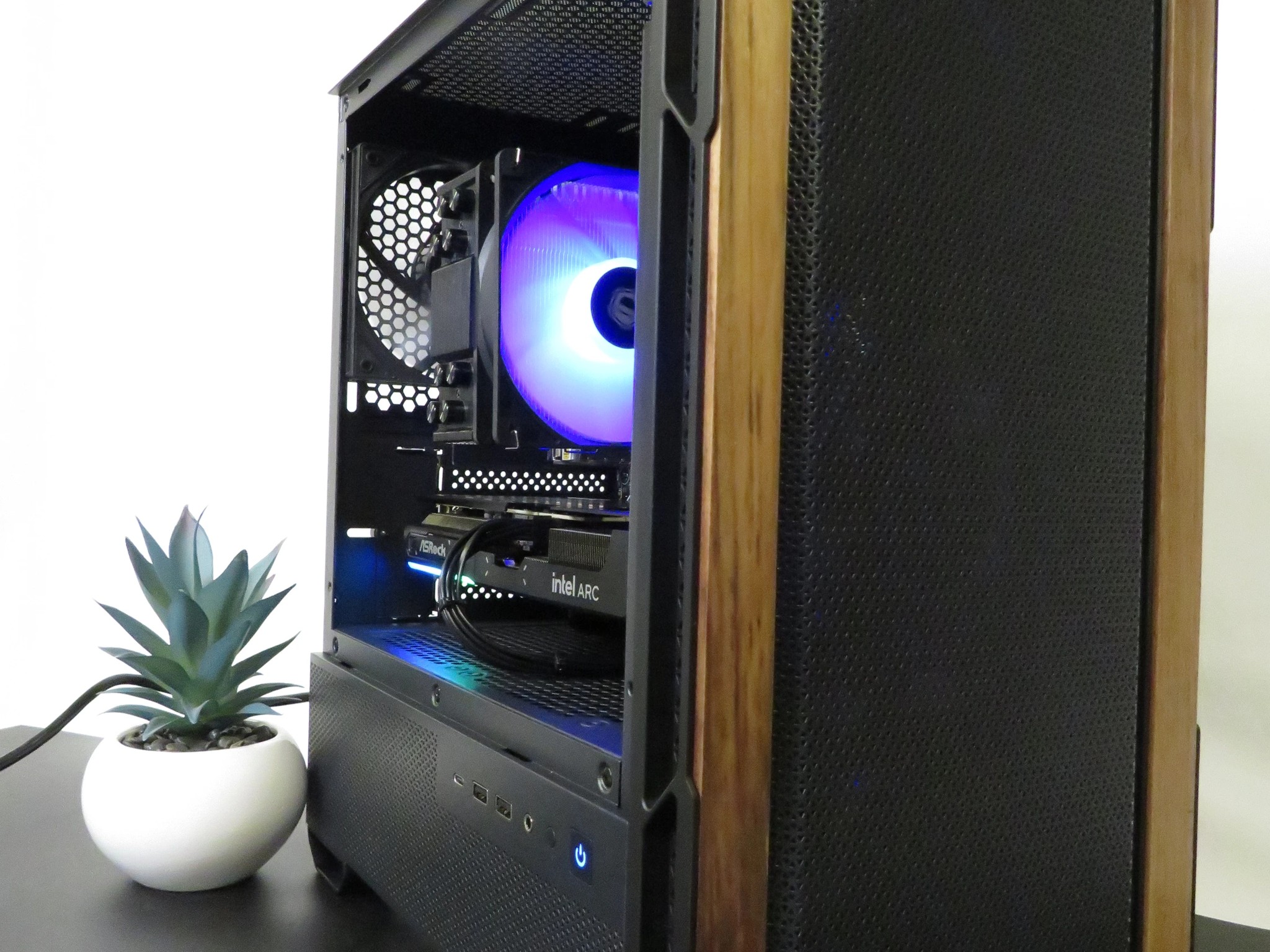 Budget Battlemage! All new parts: Ryzen 5 5600X + Intel ARC B570 + 16 GB DDR4 + 1 TB NVME