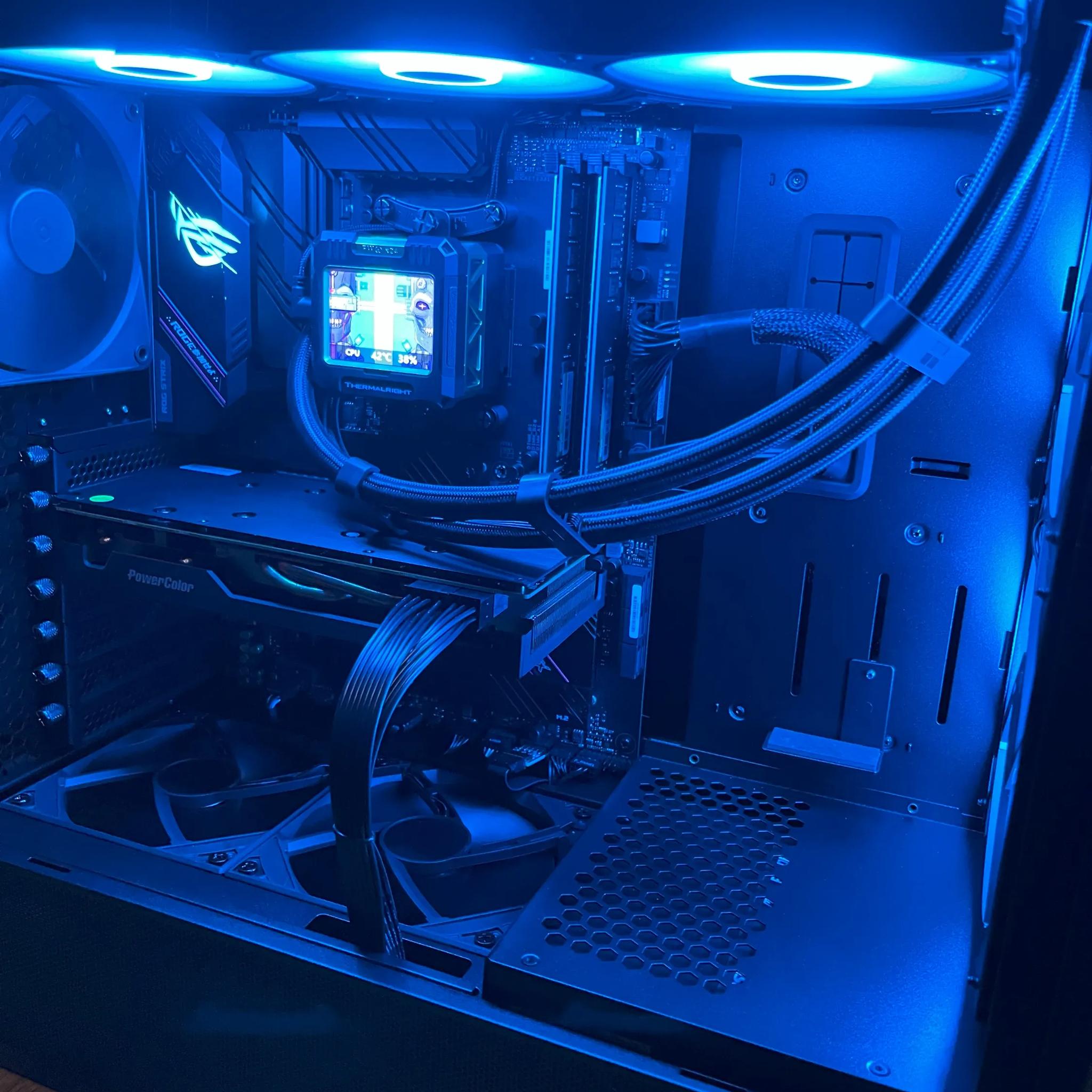 Ryzen 7 5700X | RX 6700 XT | 32GB RAM | Gaming PC