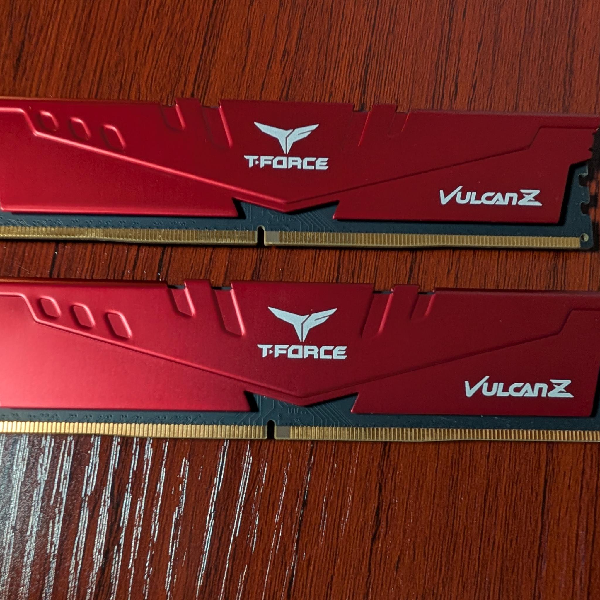 TEAMGROUP T-Force Vulcan Z 16GB (2x8GB) 3200 DDR4 RAM