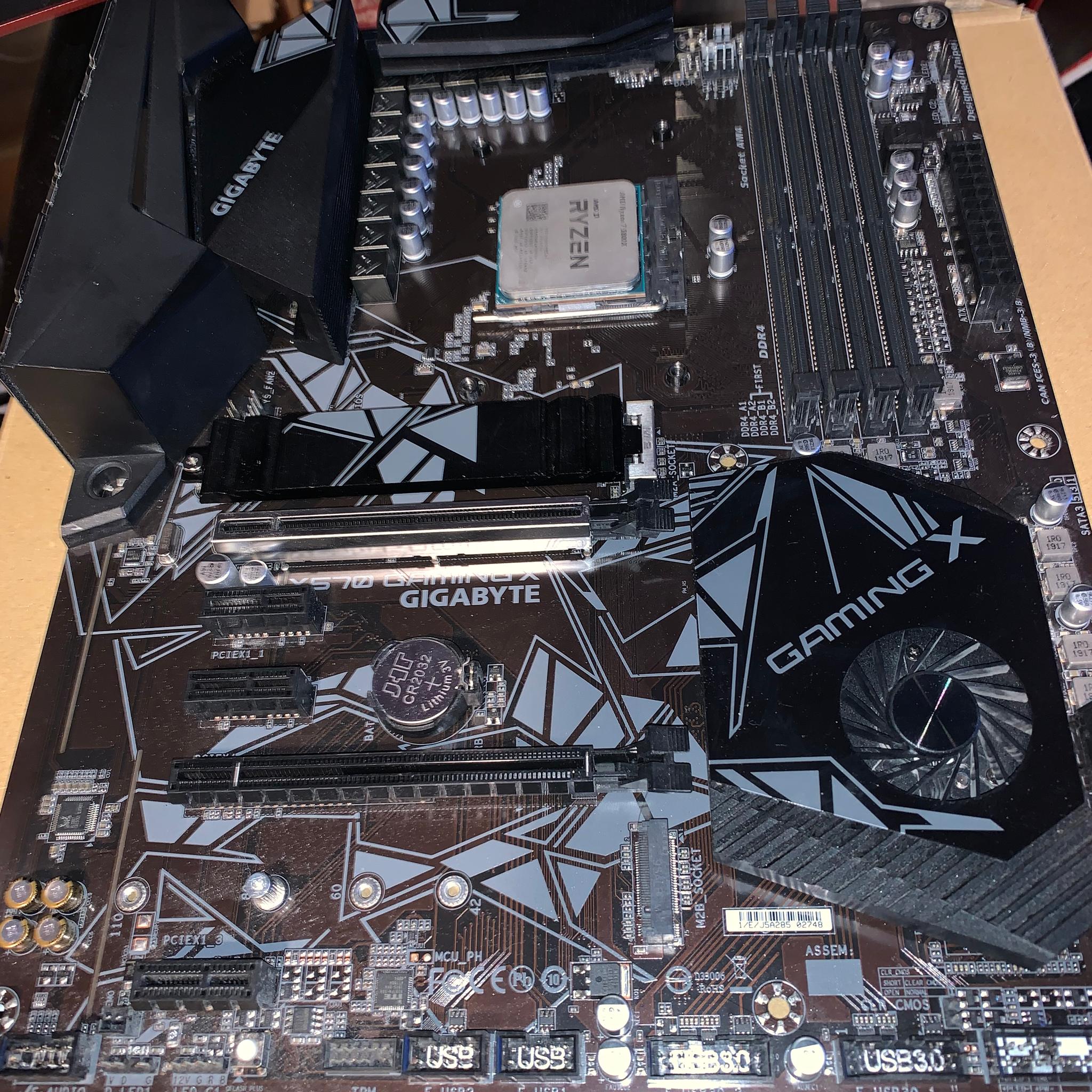 AMD Ryzen 7 5800x 8-core 16-thread CPU + Gigabyte Gaming X X570 ATX Motherboard Combo