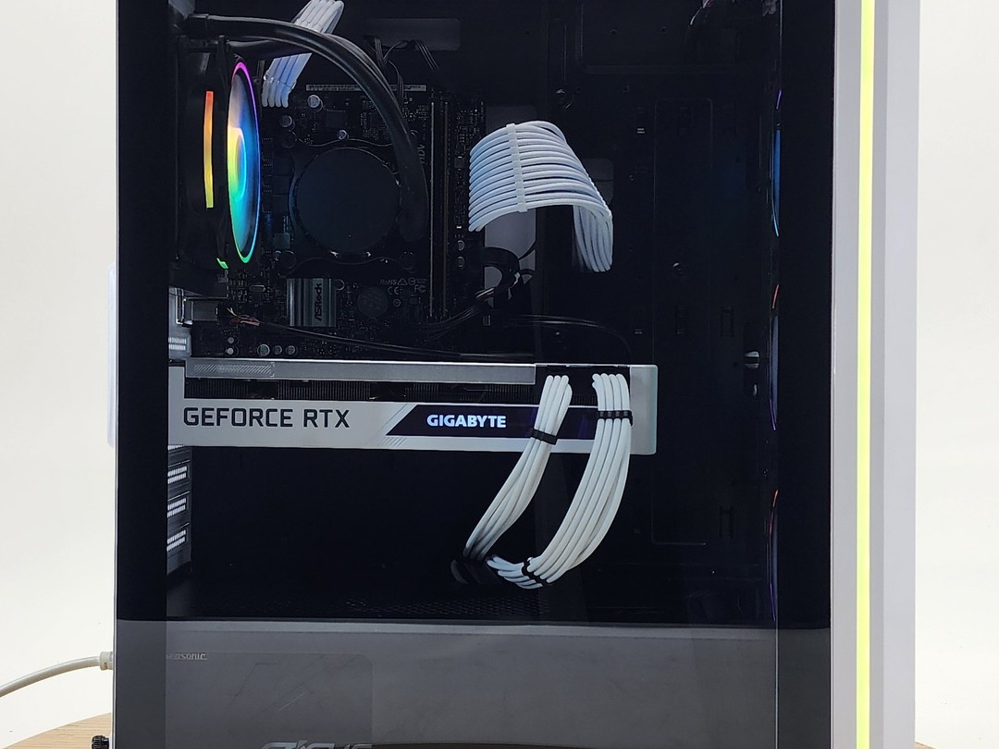 Gaming PC i7-9700 16GB RAM 500GB SSD+1TB HDD RTX 3070 8GB White Win 11 Computer