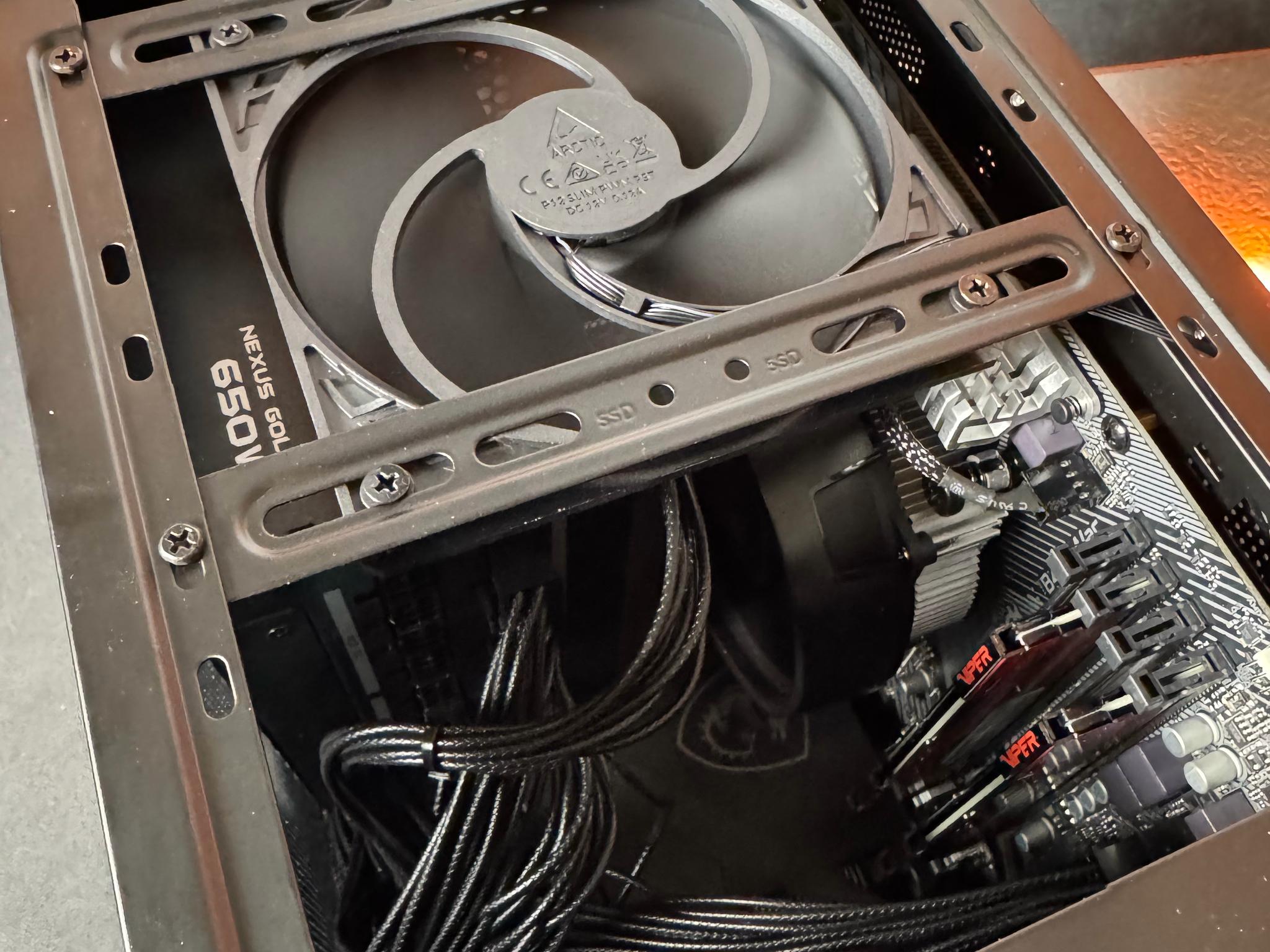 🔥 COMPACT POWERHOUSE  🔥 Ryzen 5 5500/ RX 6600 Console style Gaming PC!