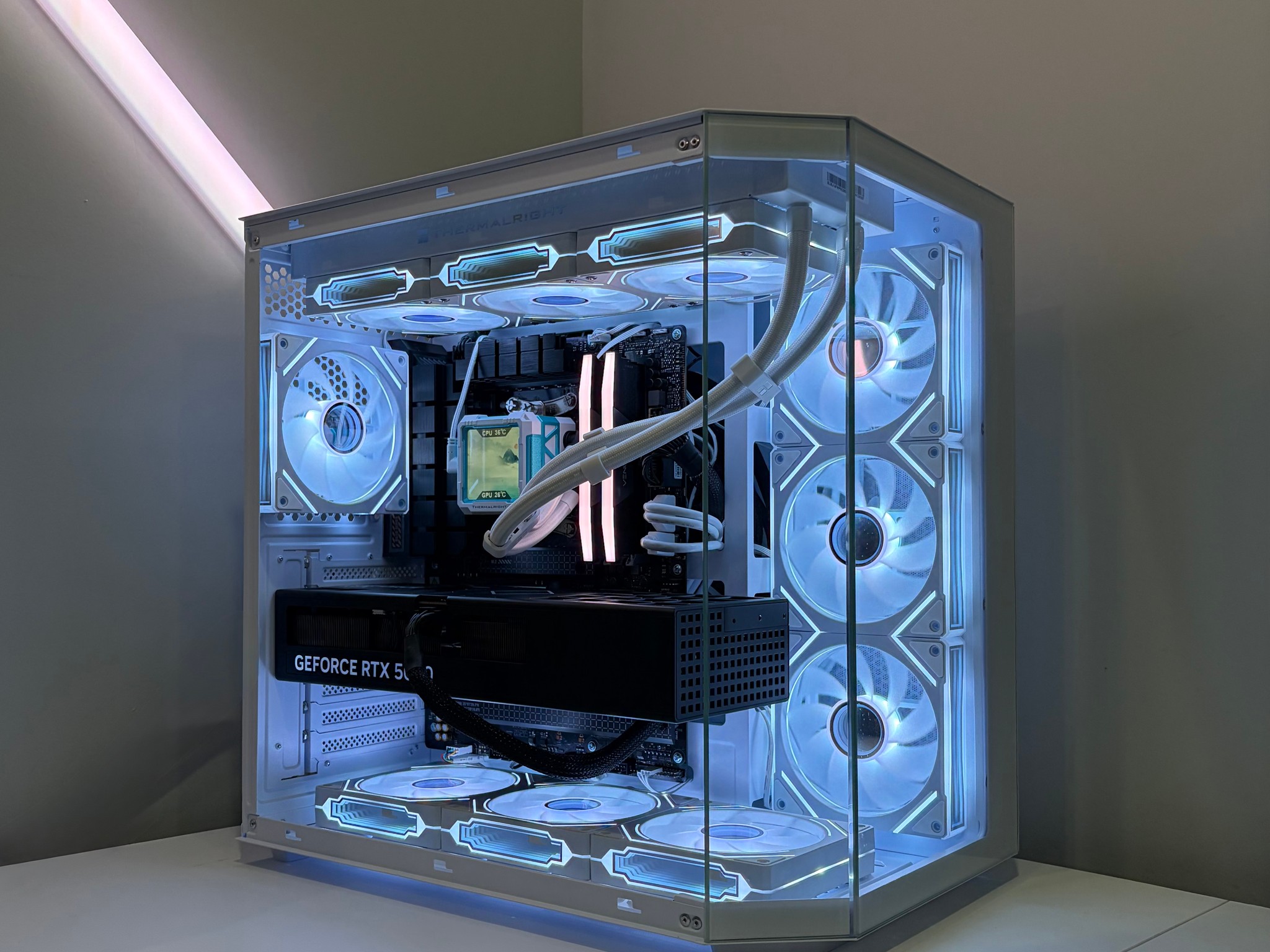RTX 5080 | Ryzen 7 9850X3D | 32GB DDR5 RAM | 2TB SSD | Gaming PC