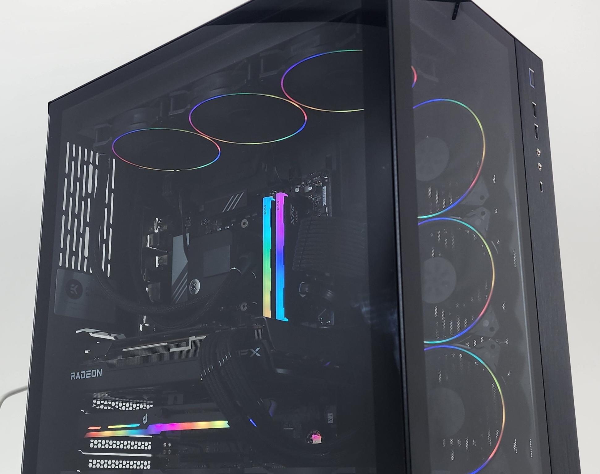 Gaming PC Ryzen 7 7800X3D 32GB RAM 1TB SSD RX 7800 XT 16GB Windows 11 PC