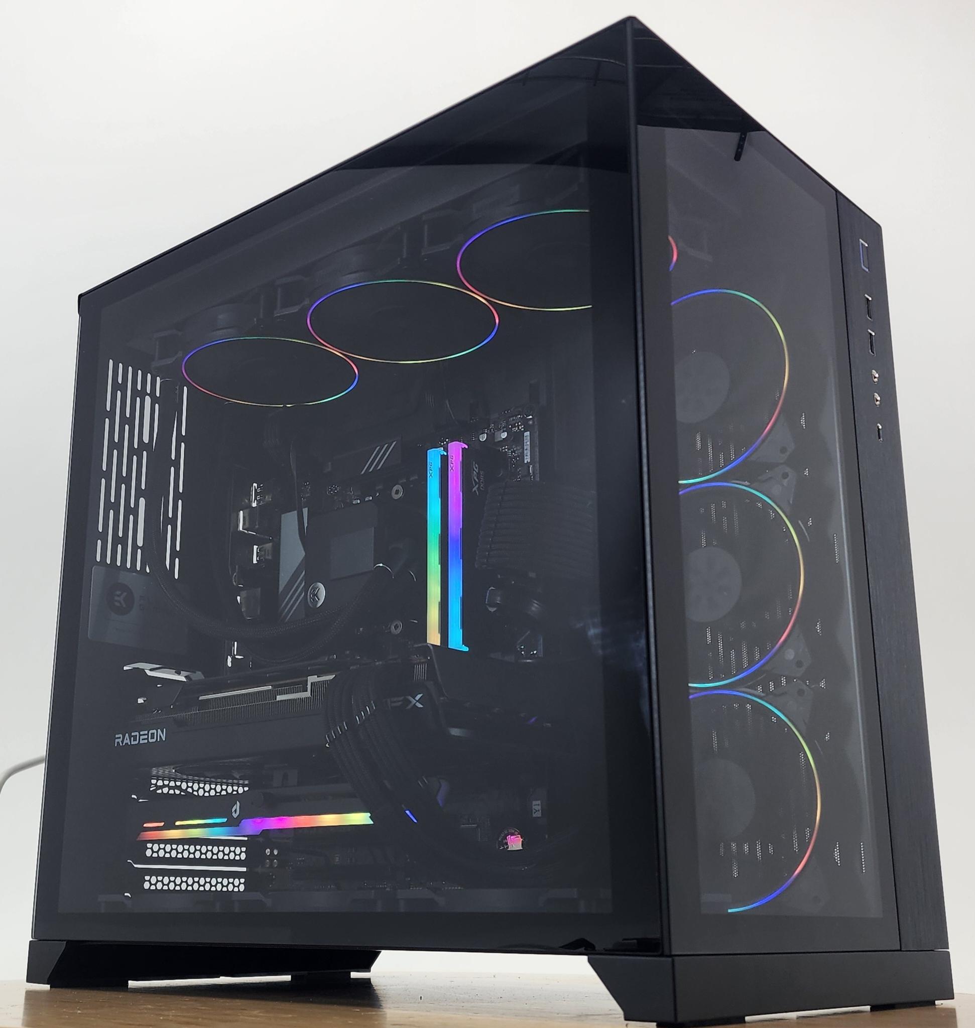 Gaming PC Ryzen 7 7800X3D 32GB RAM 1TB SSD RX 7800 XT 16GB Windows 11 PC