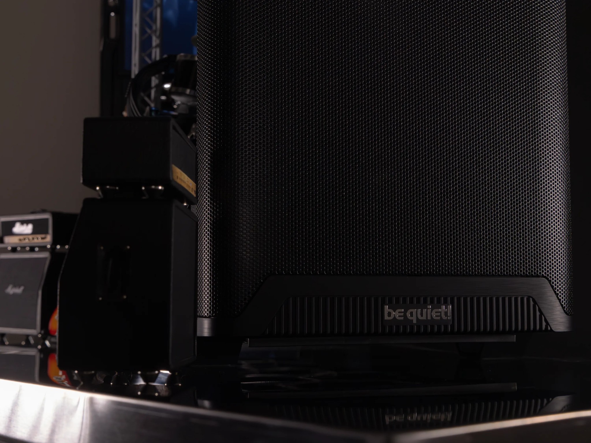 𝄞 Soundscape 𝄞 27dB I-32dB L / RTX 5080 / Intel Core i7-14700K / 2TB NVME / 64GB RAM / 360 AIO