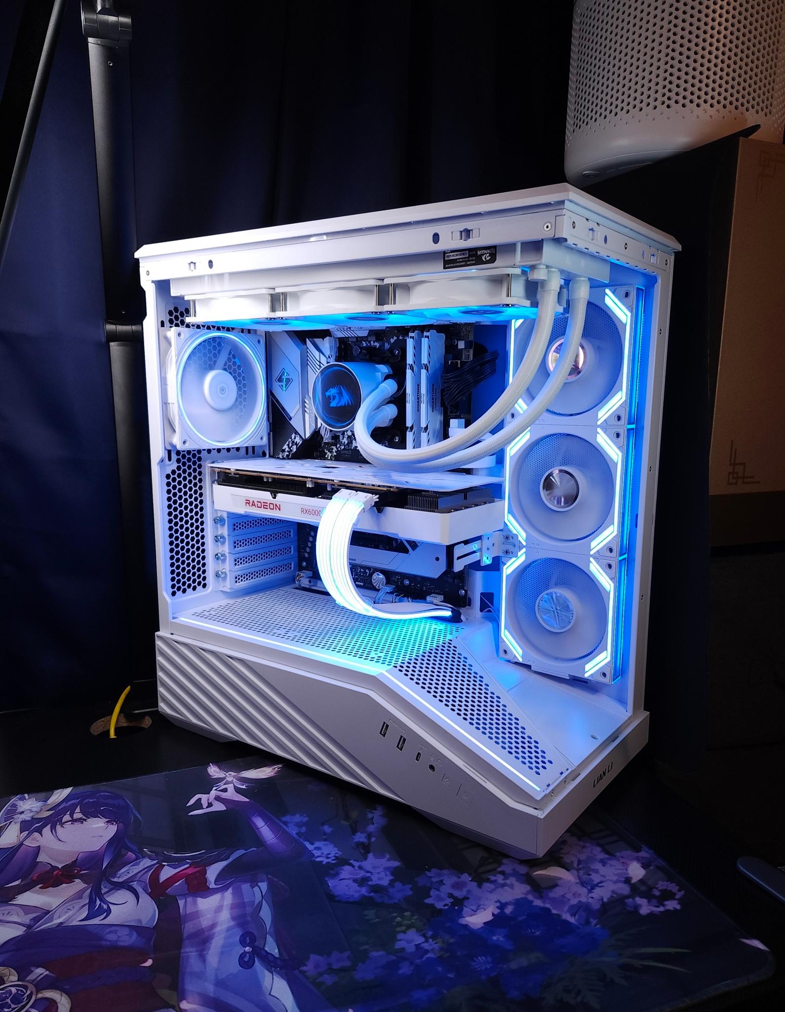 Tron Light Gaming - Ryzen 7 5800X | RX 6800