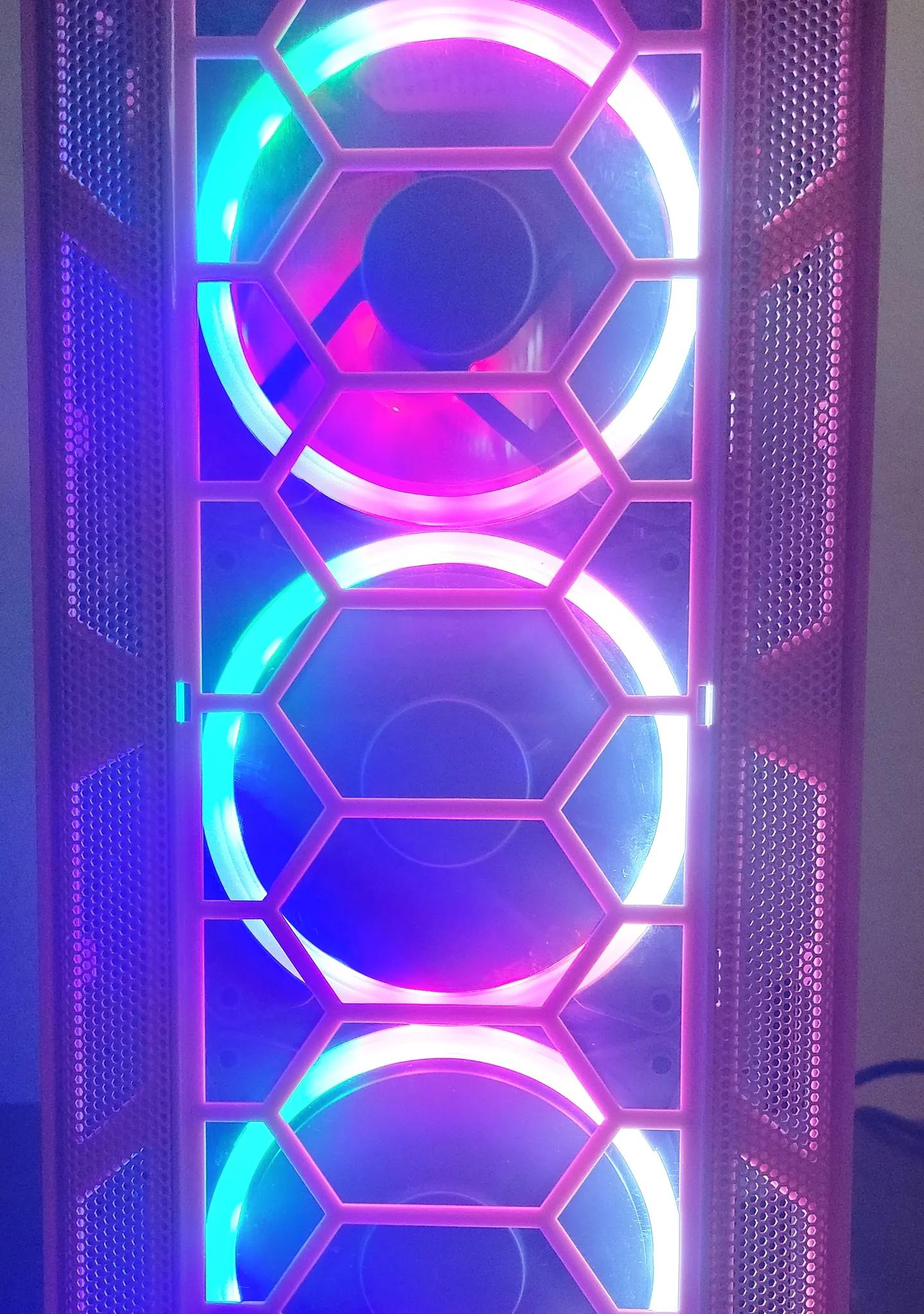 Ryzen 5 3600 || GTX 1080 Duke || 16GB 3600mhz || 2TB WD SSD