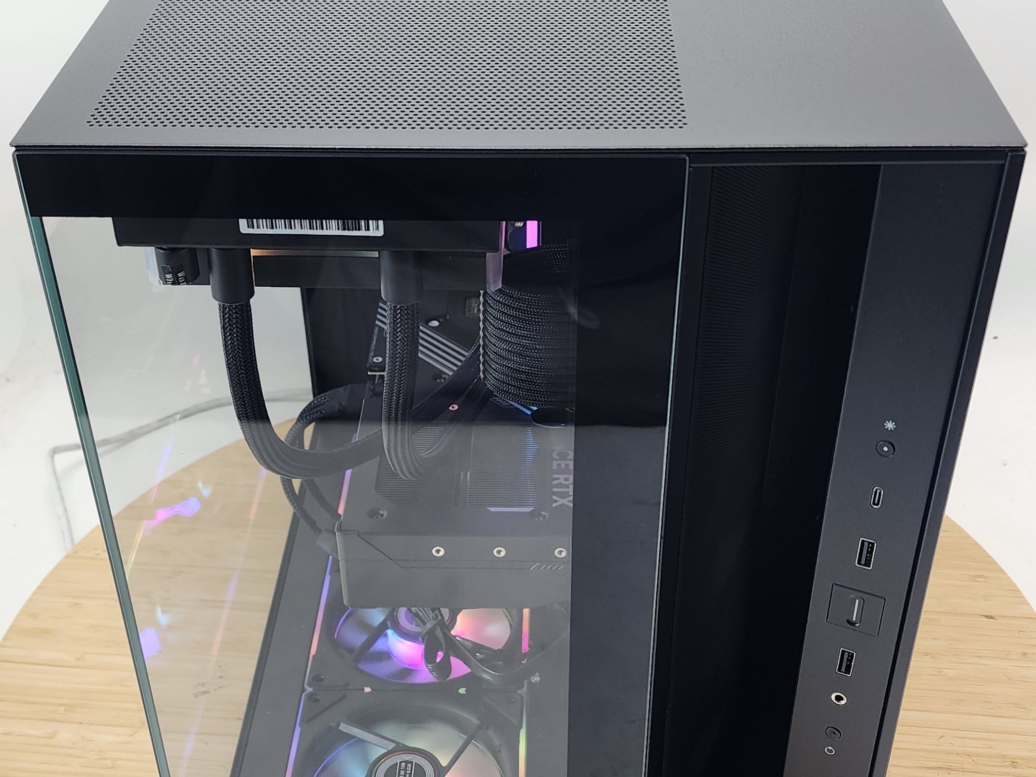 Gaming PC Ryzen 9 9900X 32GB RAM 1TB SSD RTX 5070 Ti 16GB Windows 11 Computer