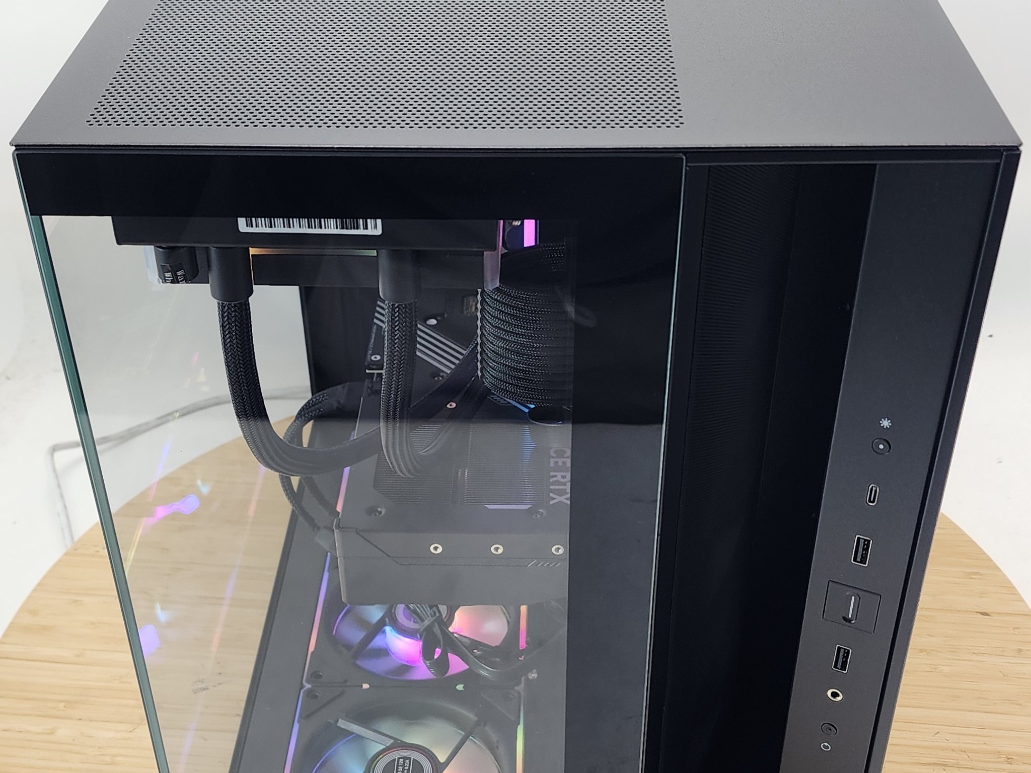 Gaming PC Ryzen 9 9900X 32GB RAM 1TB SSD RTX 5070 Ti 16GB Windows 11 Computer