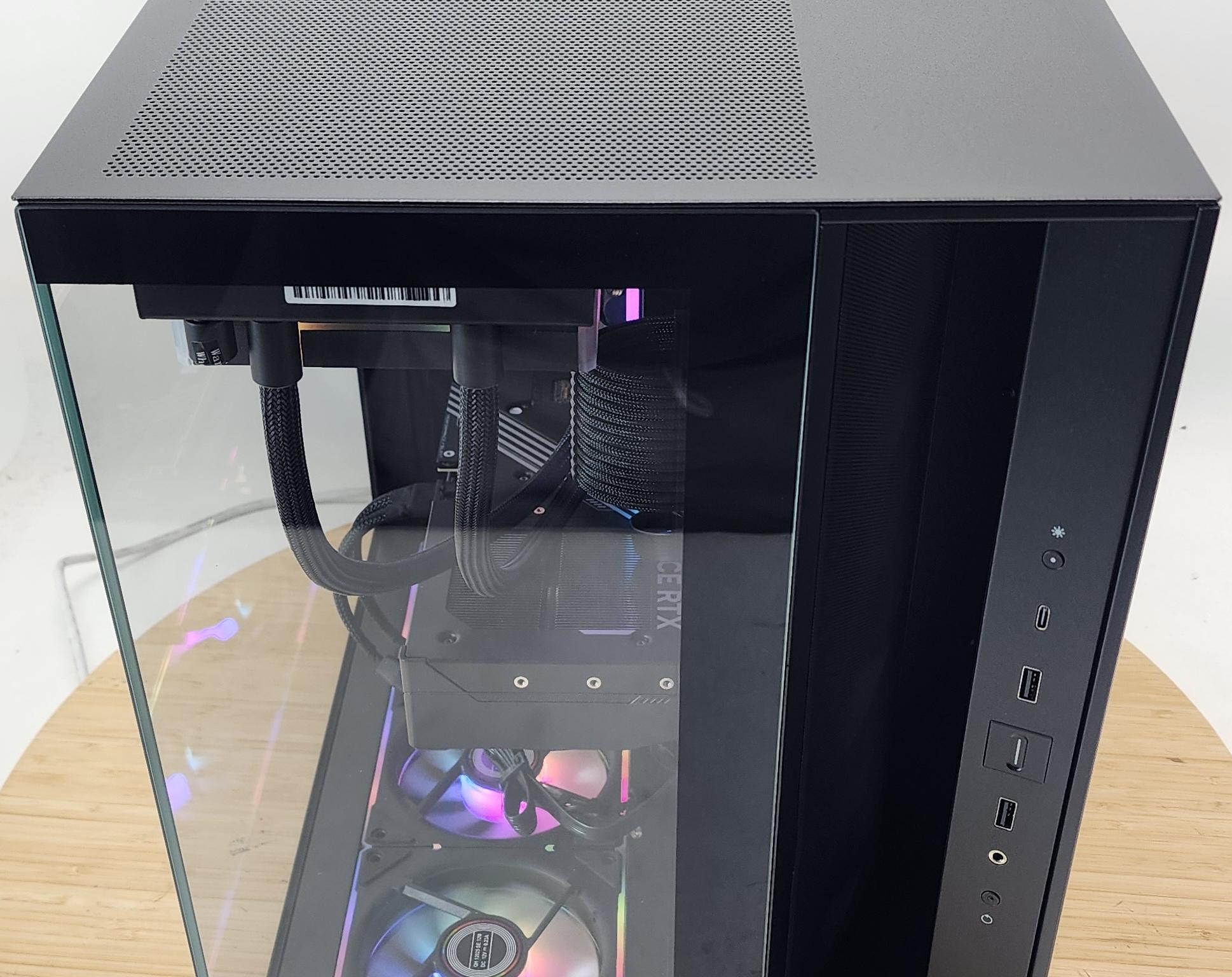 Gaming PC Ryzen 9 9900X 32GB RAM 1TB SSD RTX 5070 Ti 16GB Windows 11 Computer